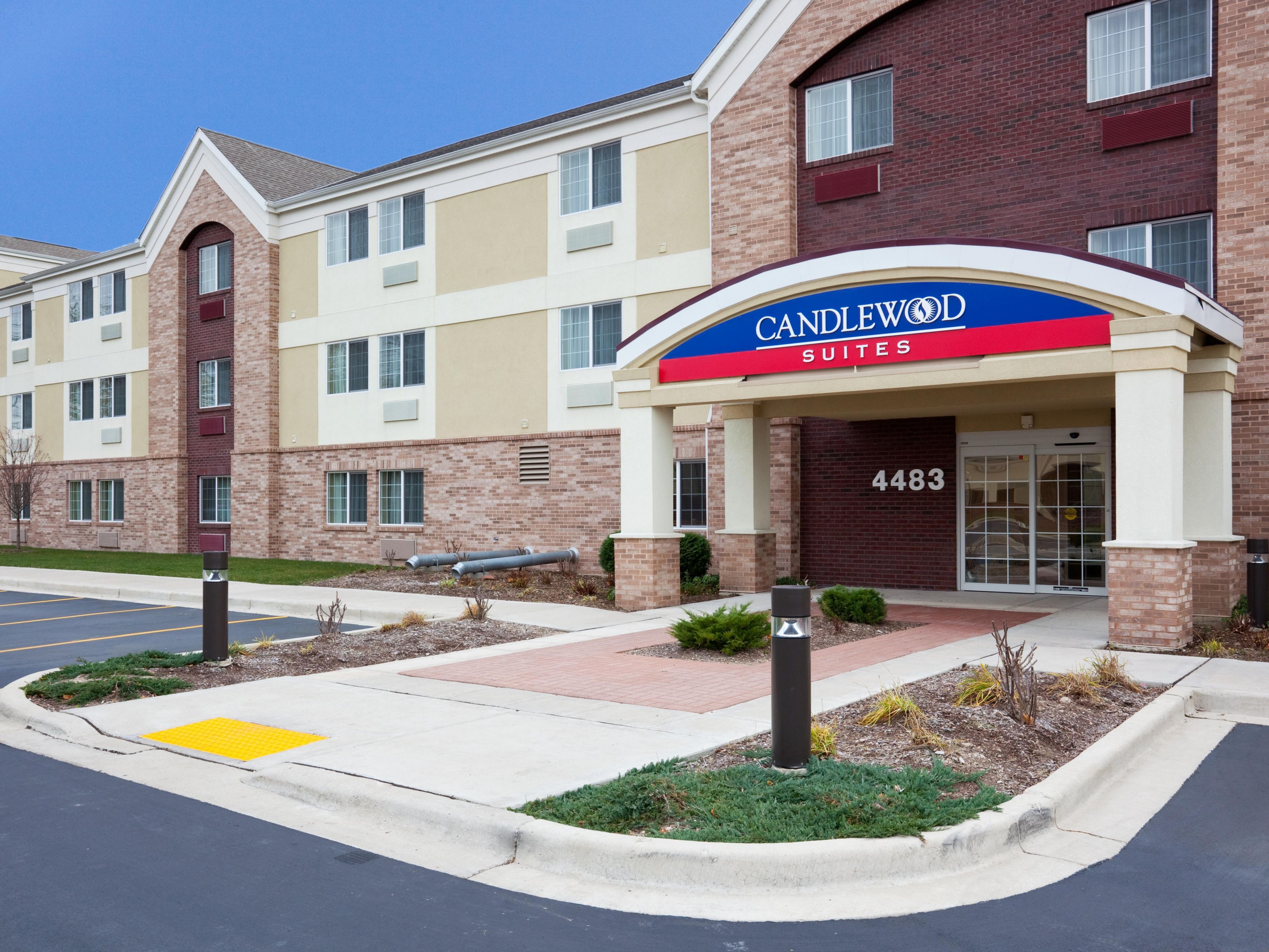 Extended Stay Hotels Near Milwaukee Candlewood Suites Milwaukee