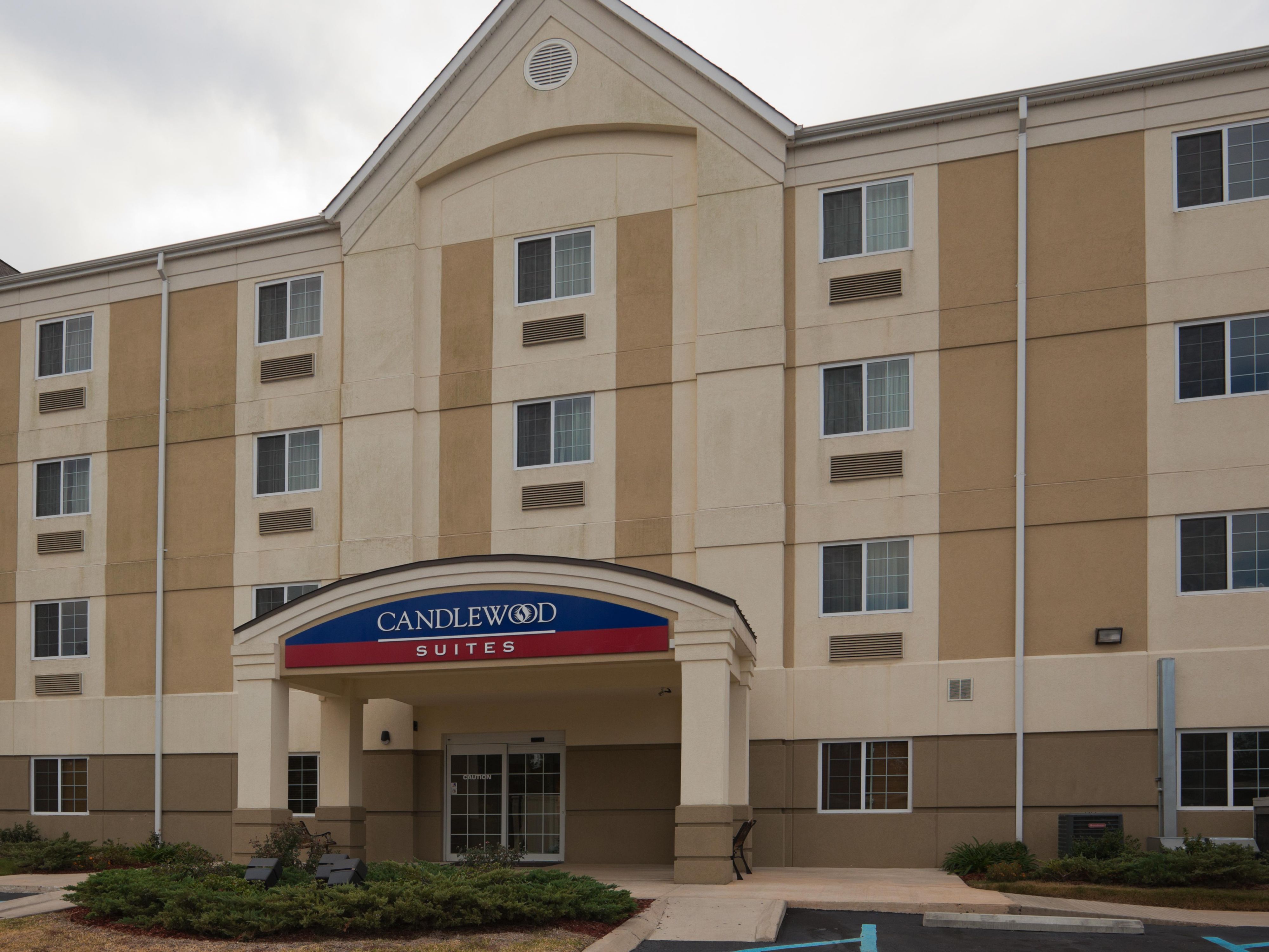 Pearl Hotels Candlewood Suites Pearl Extended Stay Hotel in Pearl