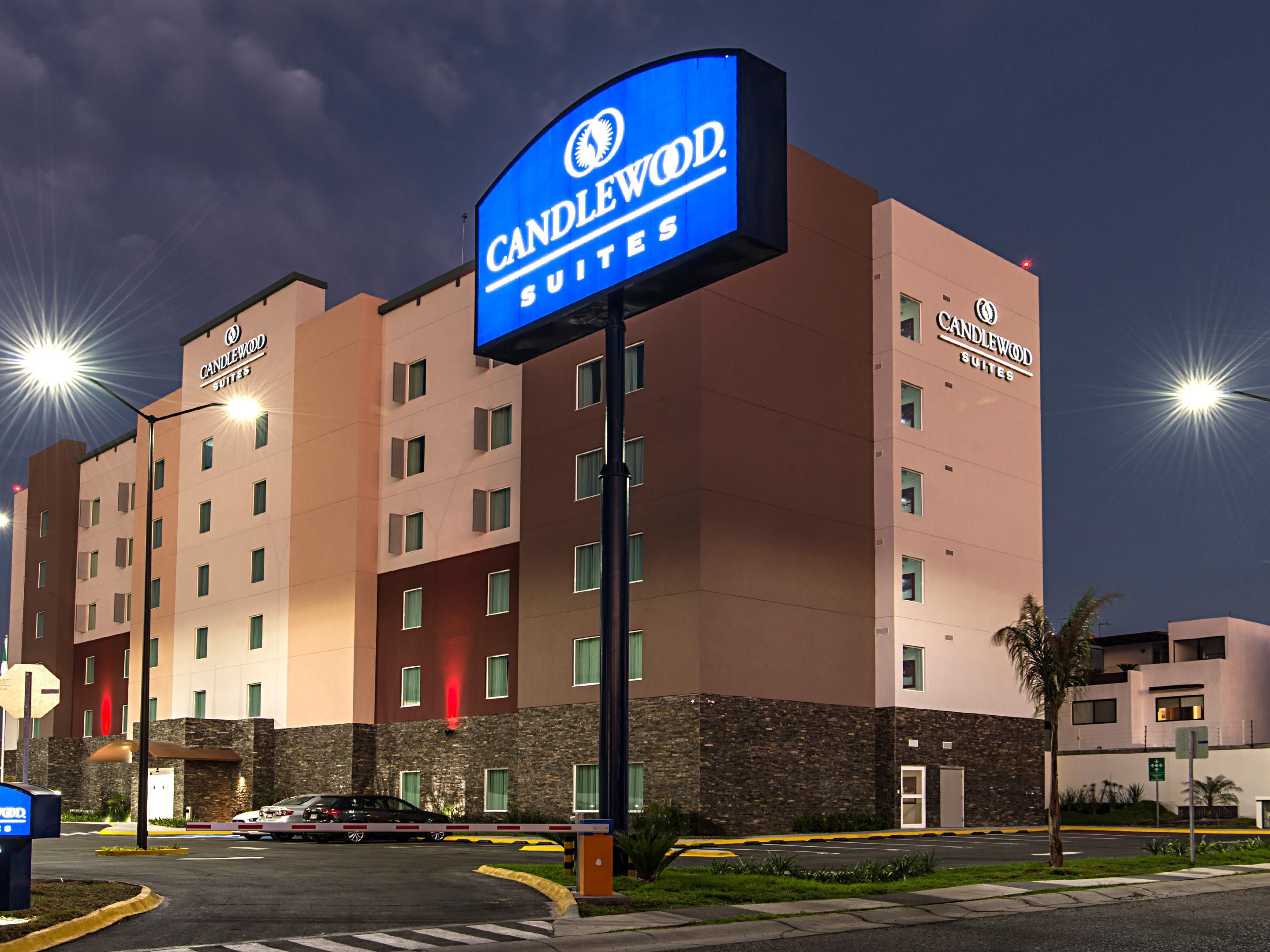 Candlewood Suites Queretaro Juriquilla - Queretaro Hotel with Full