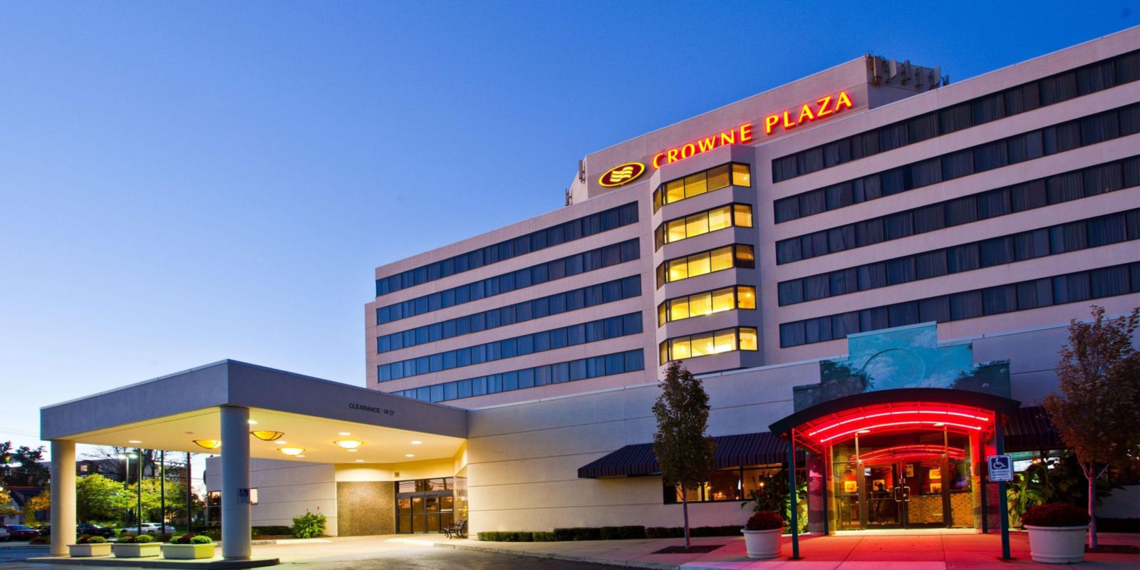 1000 Chrysler drive auburn hills #4