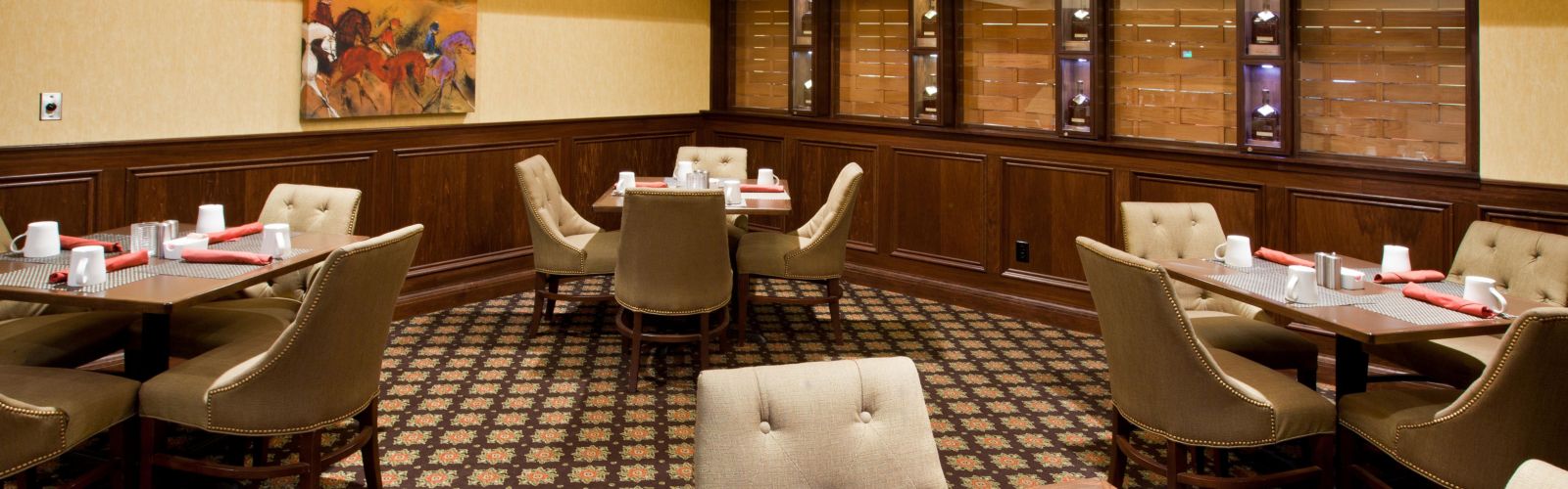 Restaurants Near Louisville Airport Expo Ctr Crowne Plaza