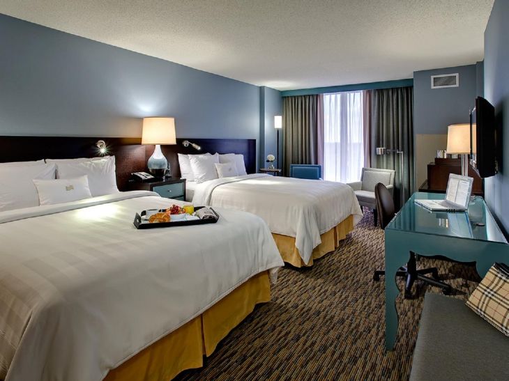 crowne-plaza-rosemont-2784888874-4x3