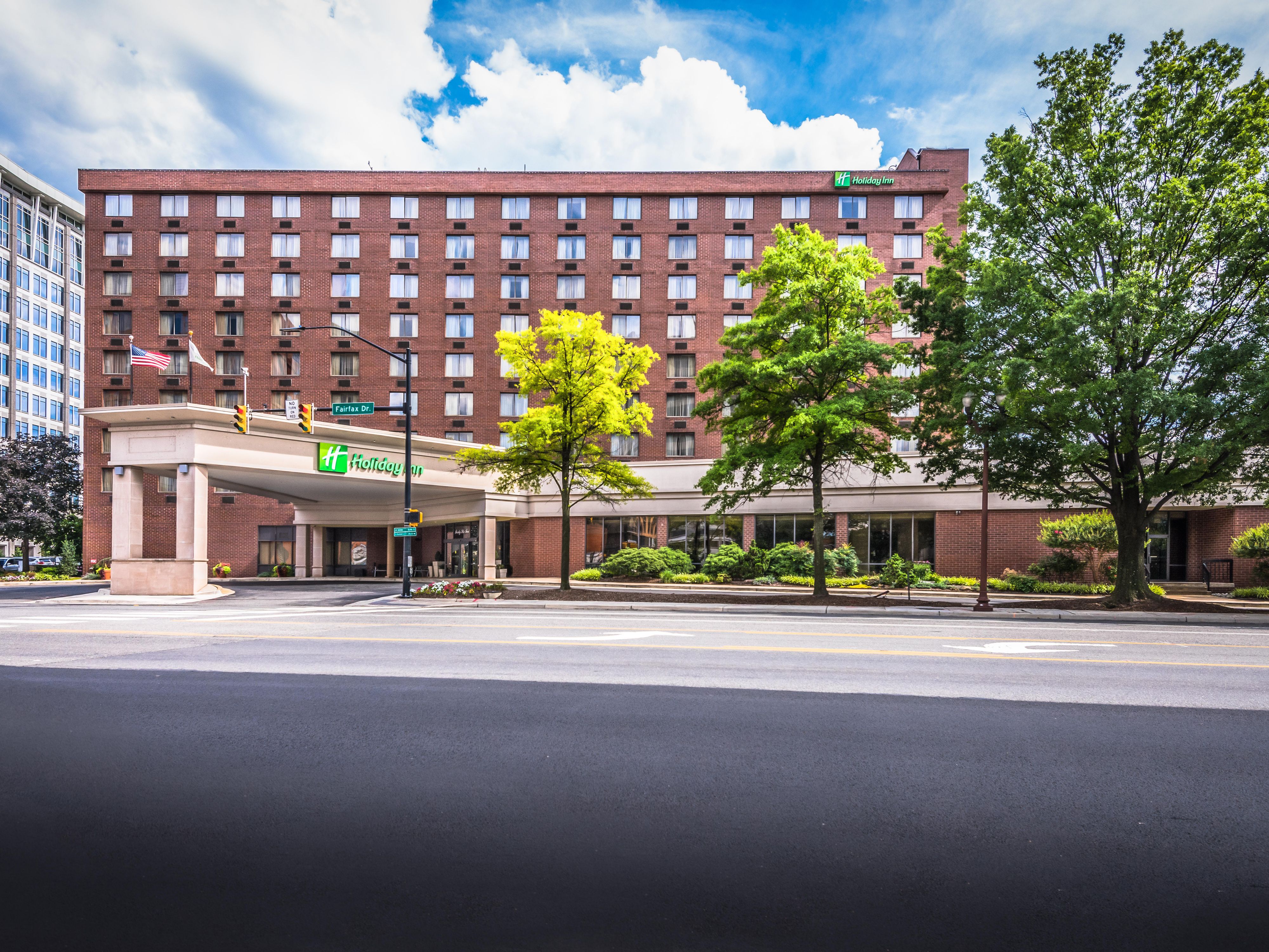 Hotels In Ballston Arlington Holiday Inn Arlington At