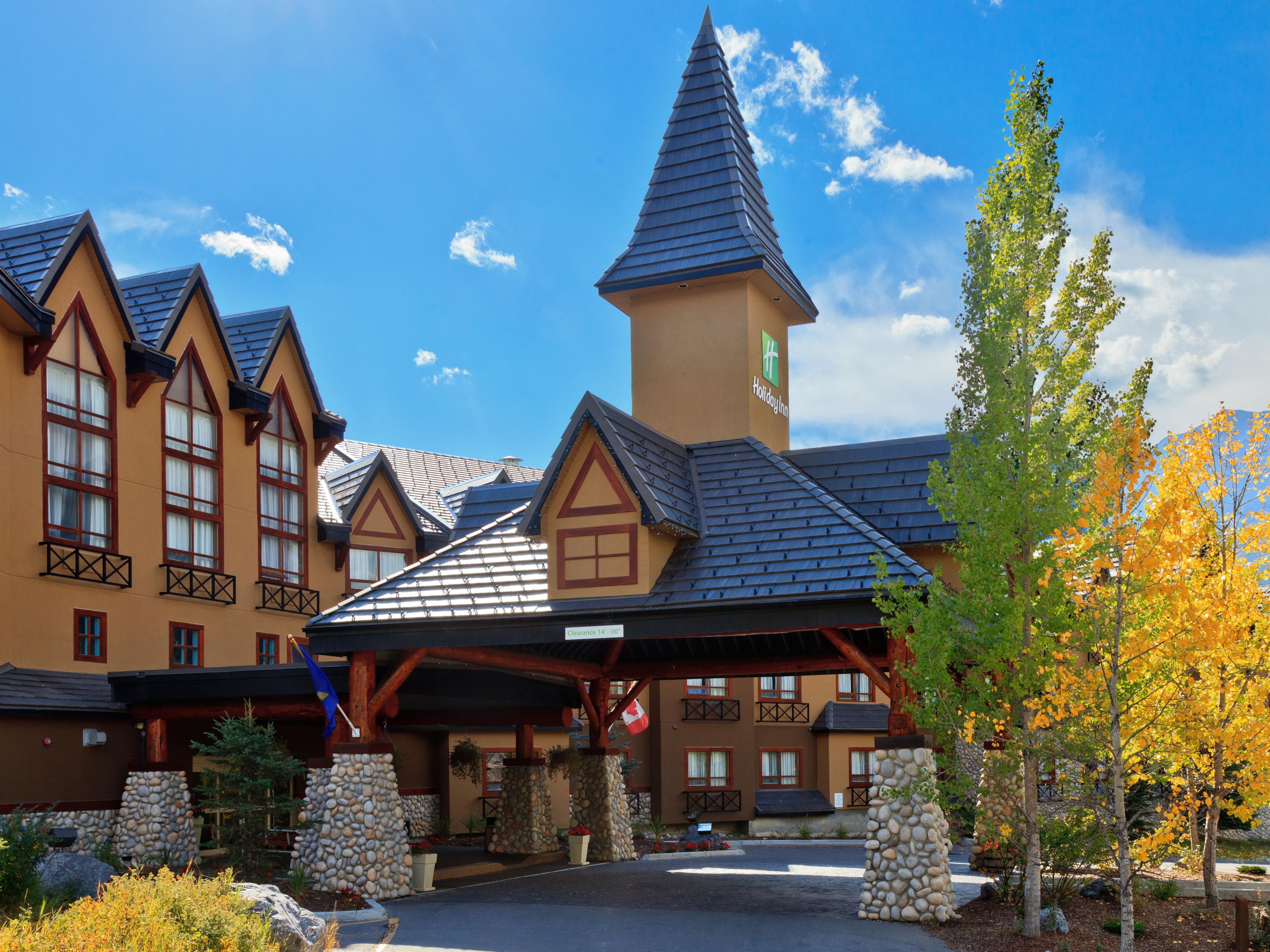 Hotels in Canmore Holiday Inn Canmore Hotel in Canmore, Alberta