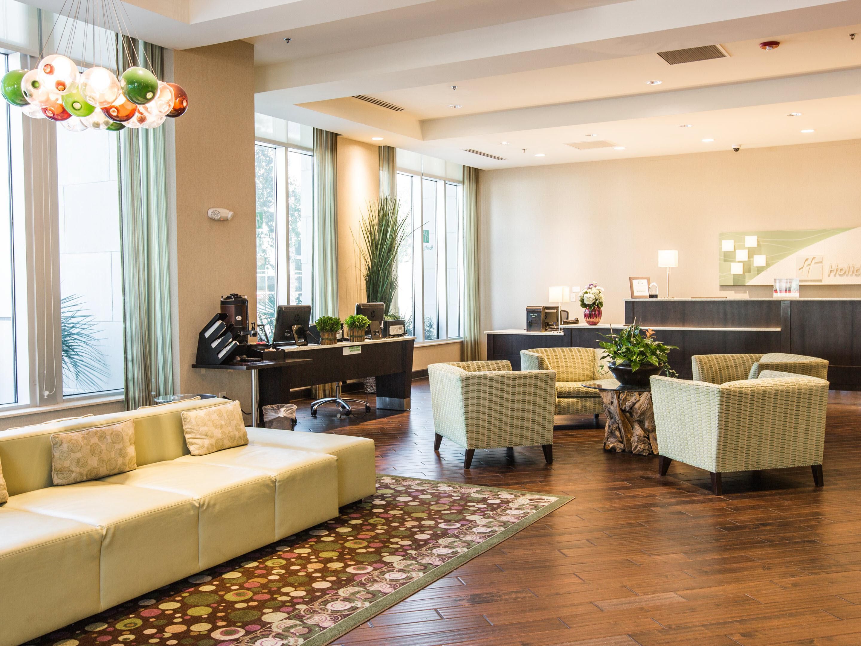 Charleston Hotels: Holiday Inn Charleston Historic Downtown Hotel In 