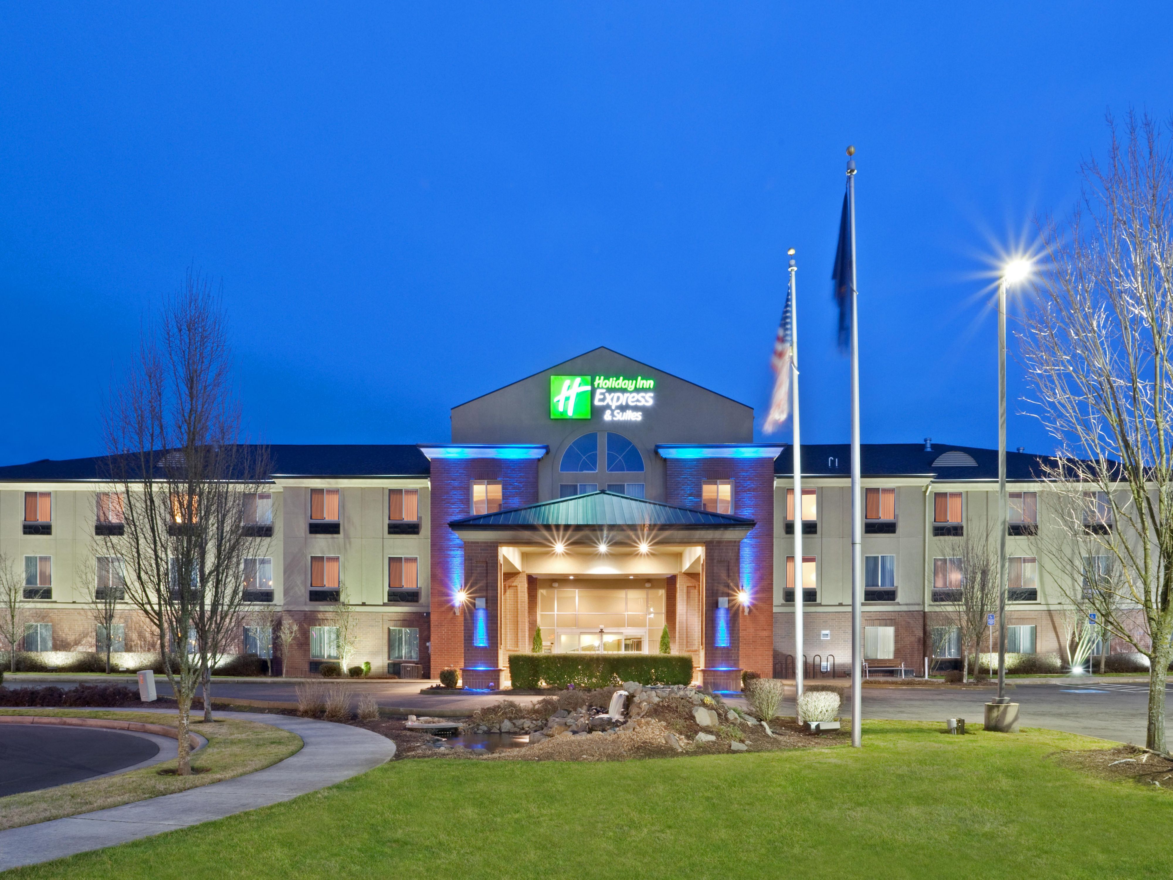 Holiday Inn Express Suites Albany Hotel In Albany By Ihg