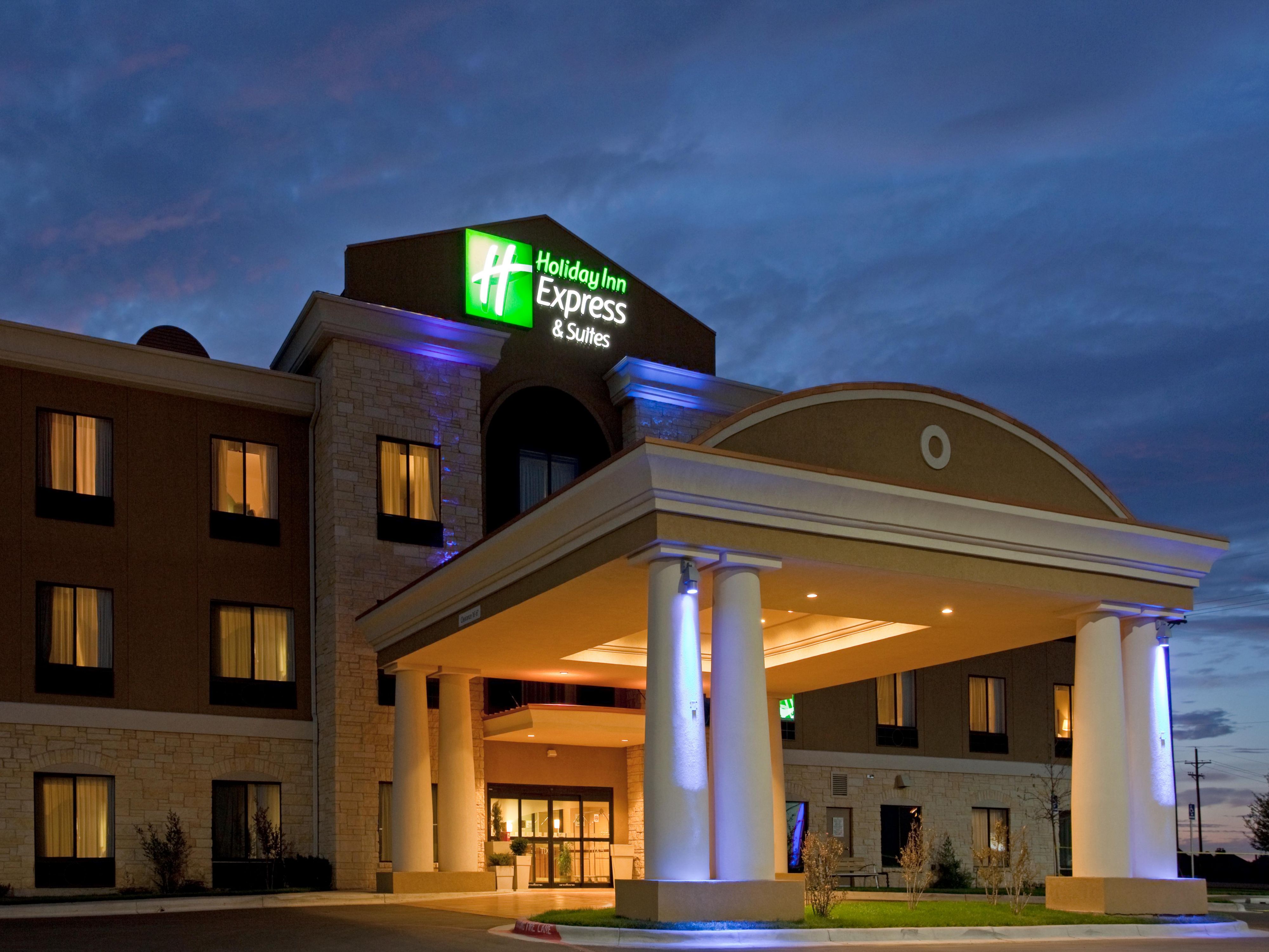 Affordable Amarillo Hotels Holiday Inn Express Suites Amarillo