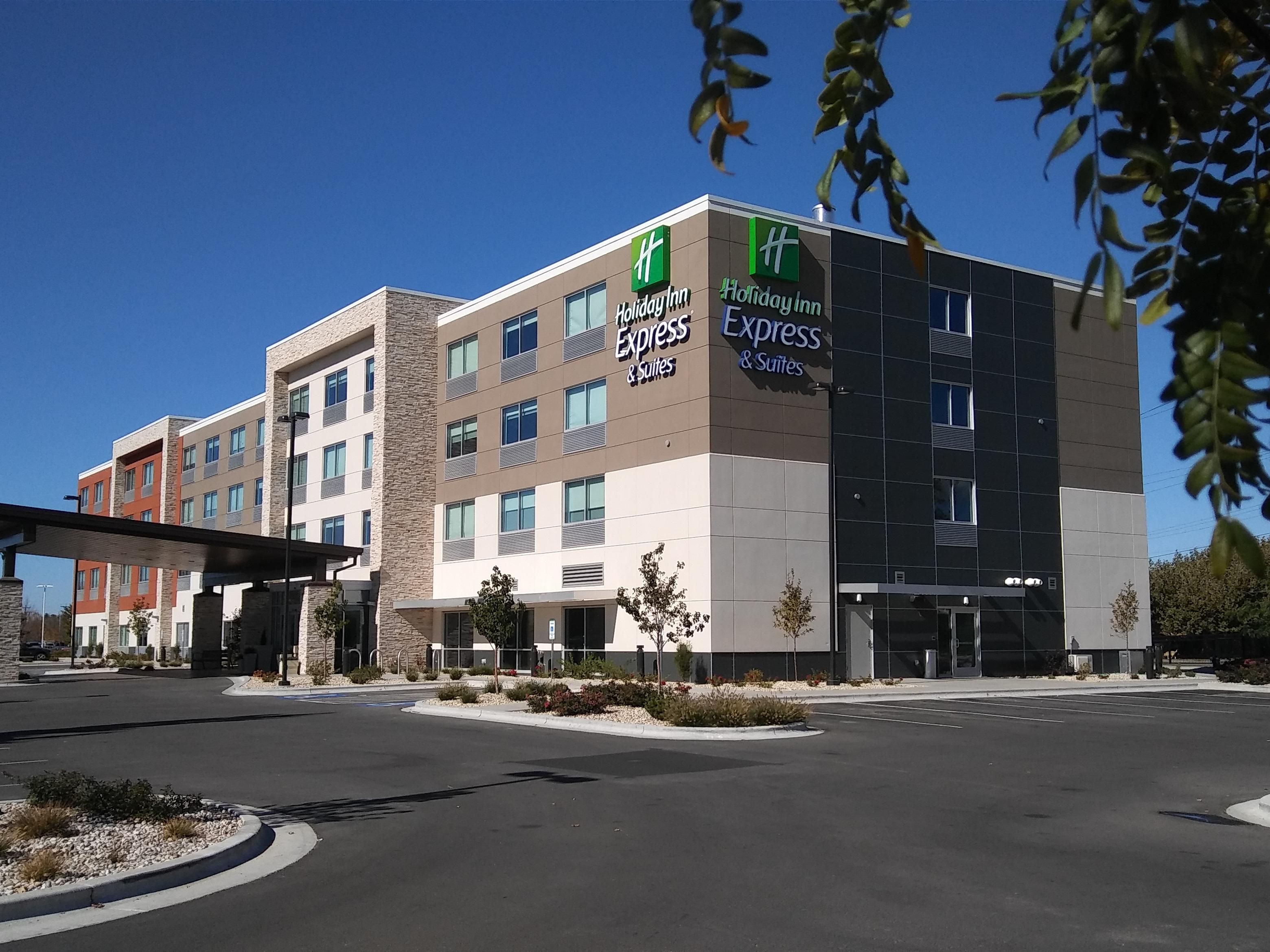 Holiday Inn Express Suites Boise Airport Hotel By Ihg