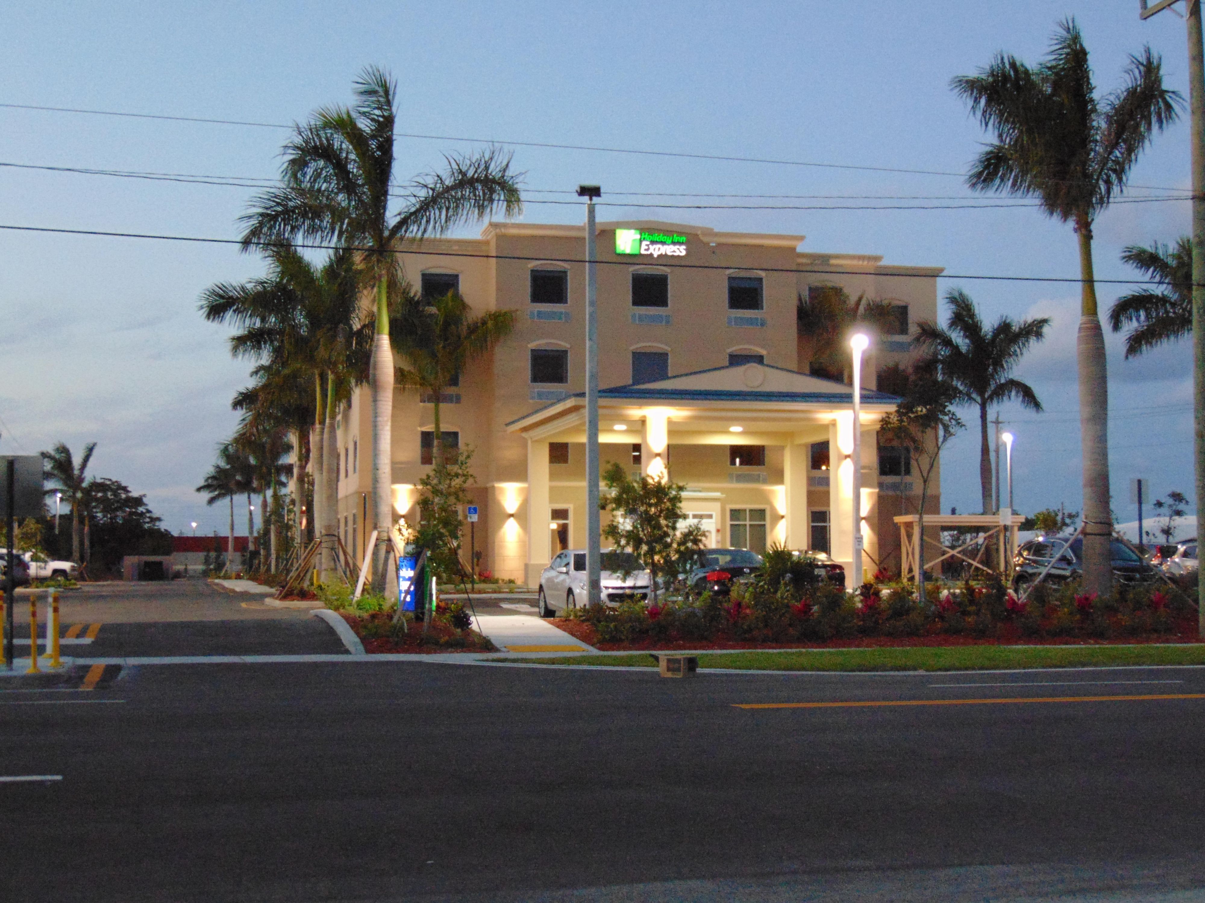 Holiday Inn Express Suites Boynton Beach East Hotel Reviews