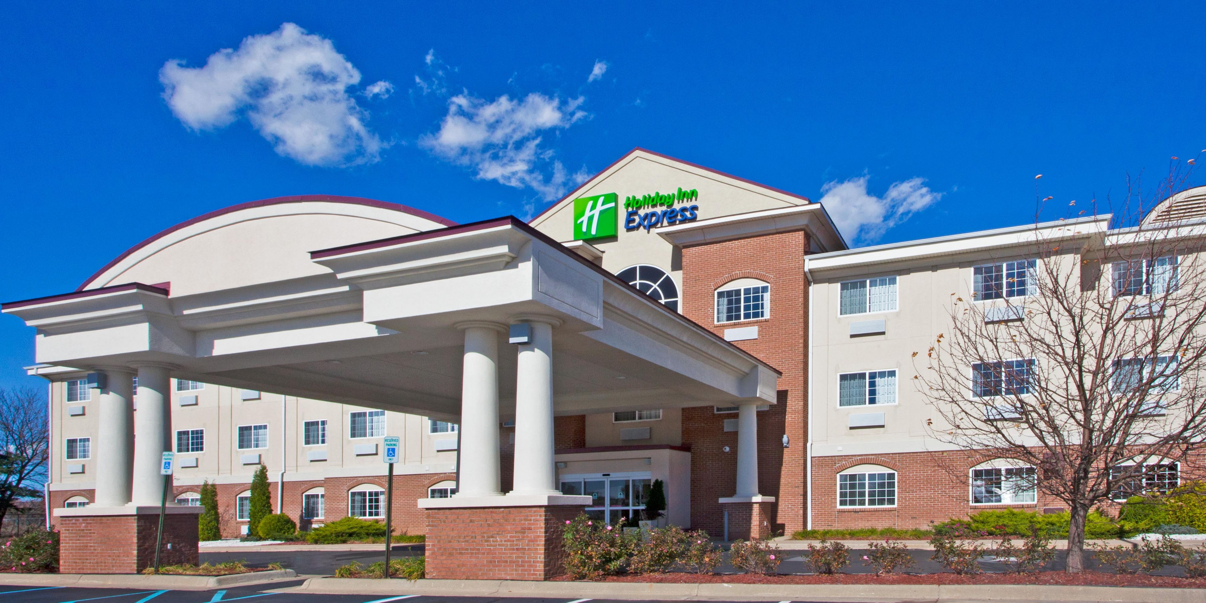 Holiday Inn Express & Suites 夏洛特