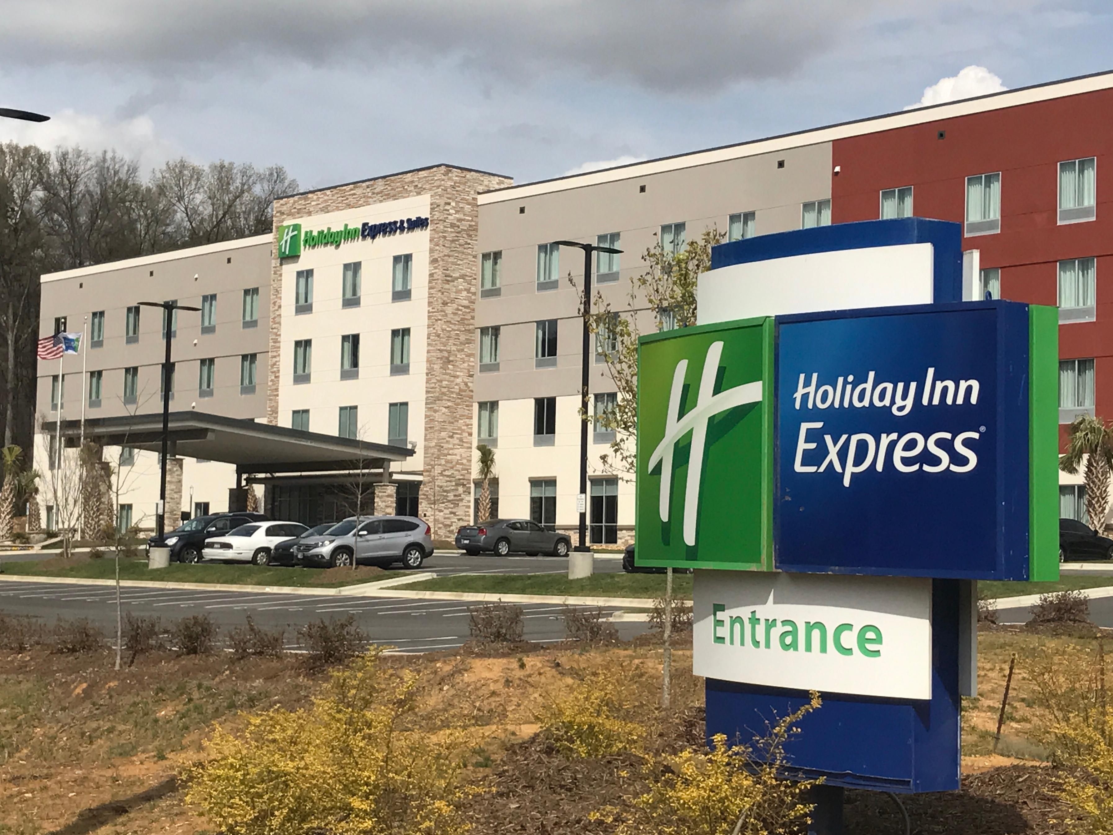 Hotels Downtown Charlotte Nc Holiday Inn Express Suites