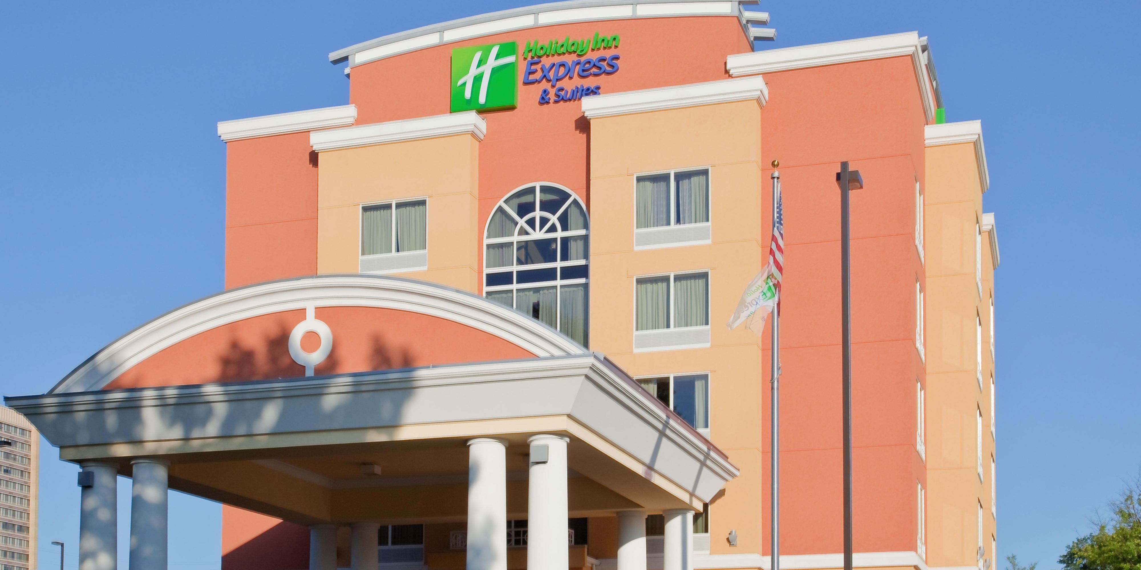 Holiday Inn Express & Suites Chattanooga Downtown