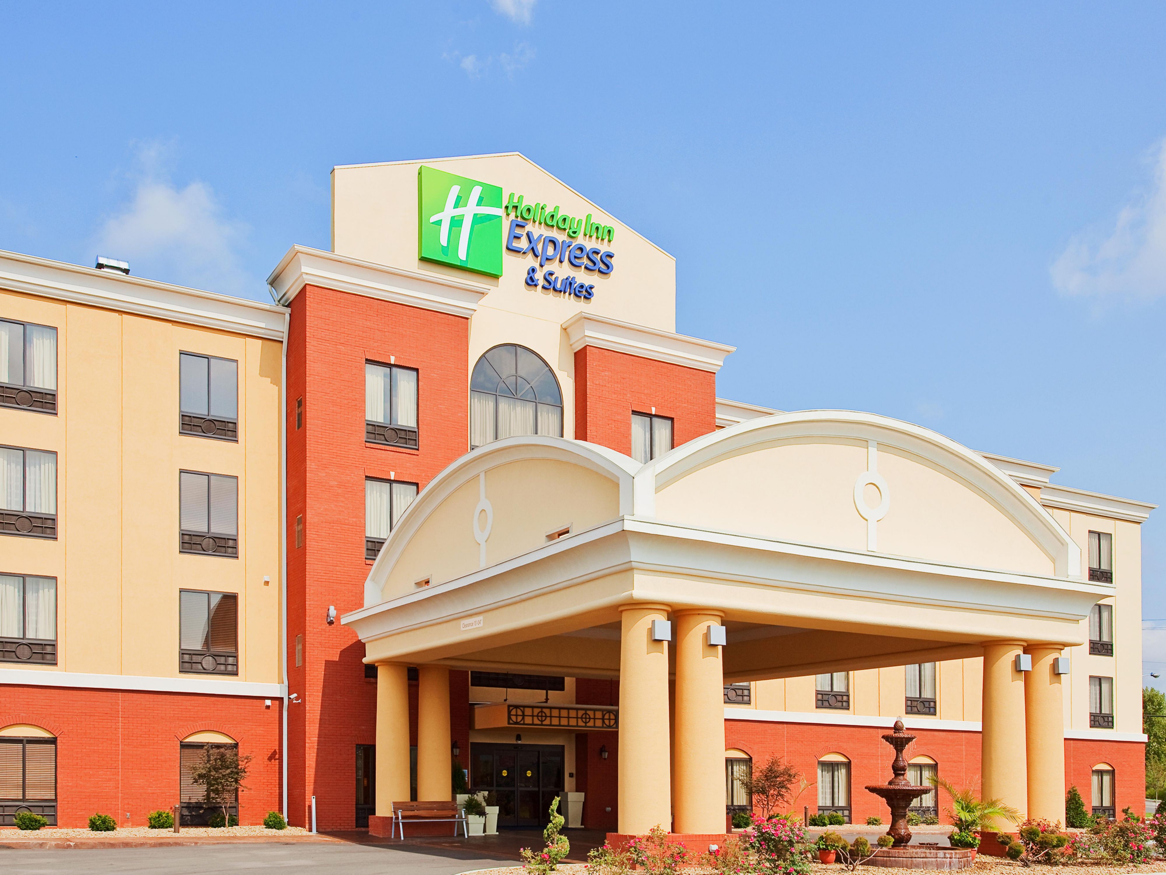 Holiday Inn Express Suites Knoxville-Clinton Hotel IHG