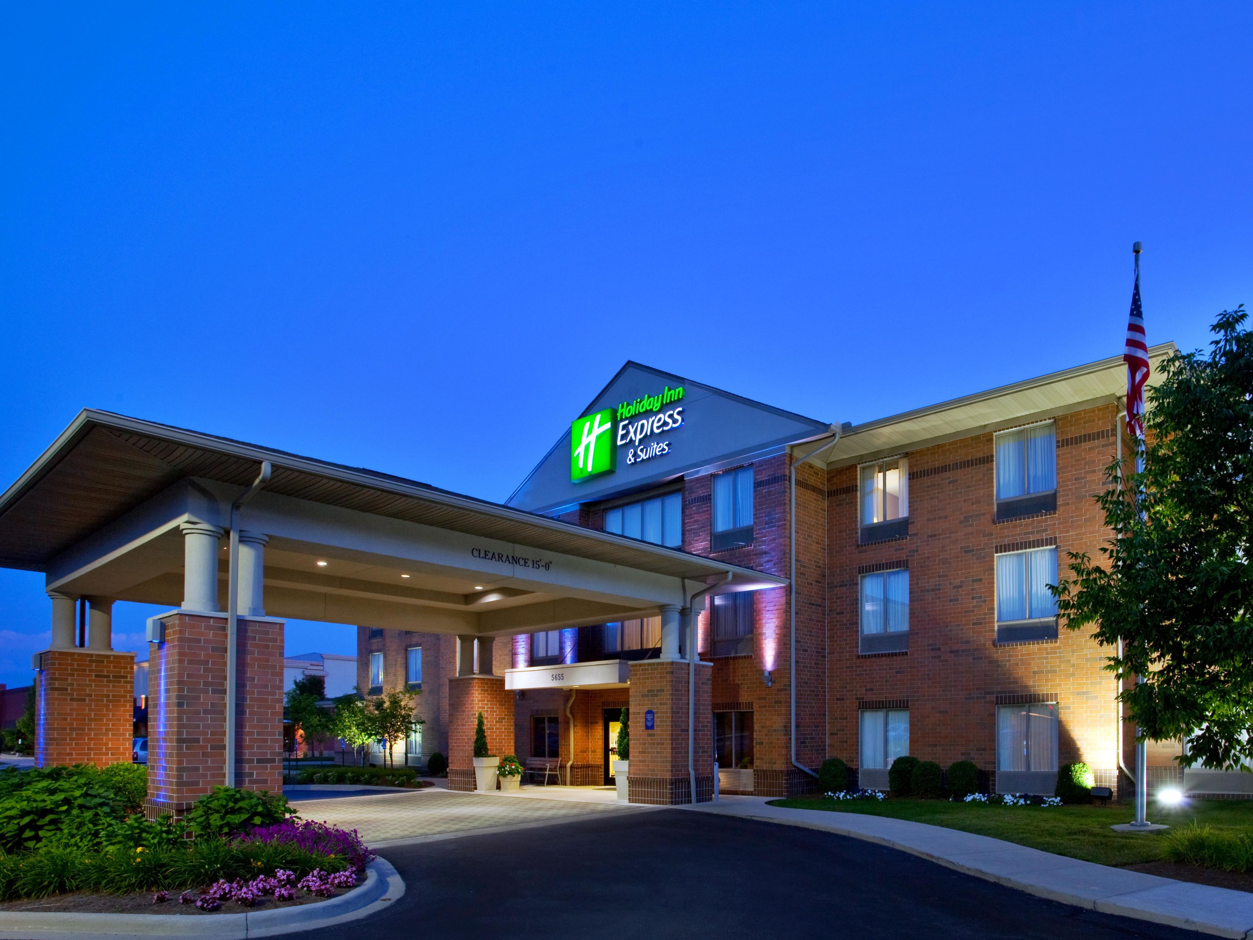 Holiday Inn Express Suites Dayton Centerville Hotel In Dayton By Ihg