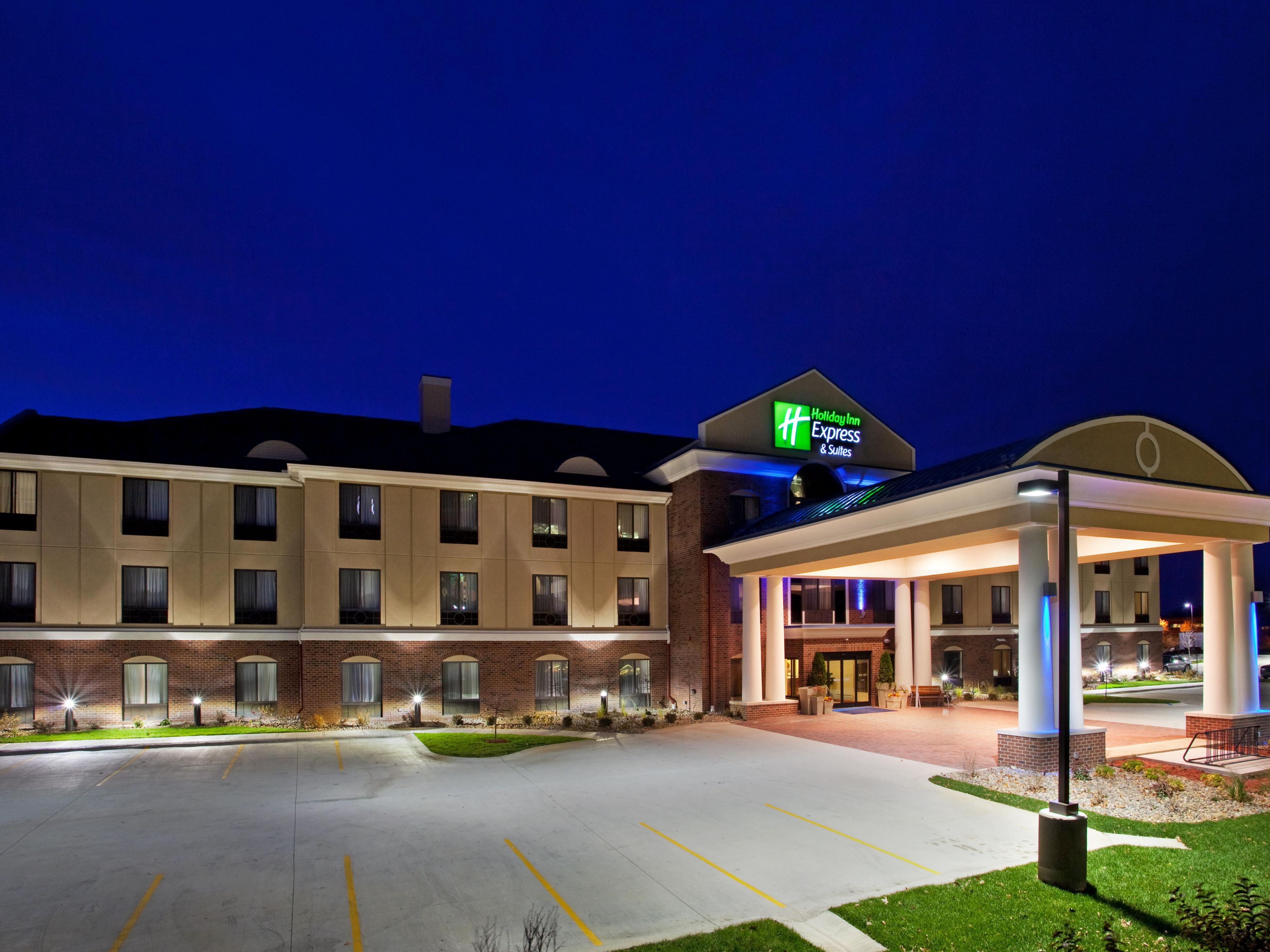 Holiday Inn Express Suites East Lansing Hotel By Ihg