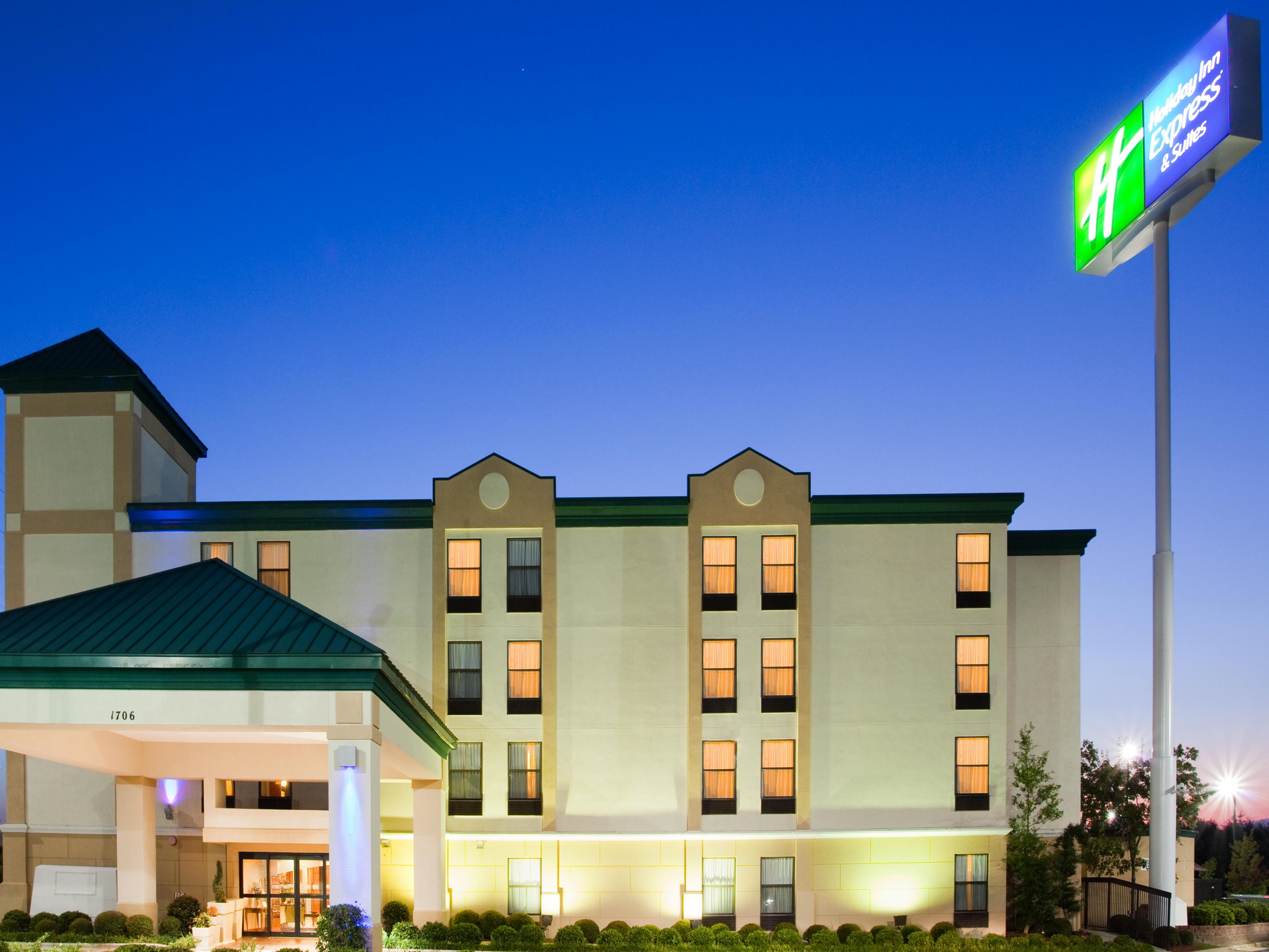 Fayetteville Hotels Holiday Inn Express Suites Fayetteville Ft