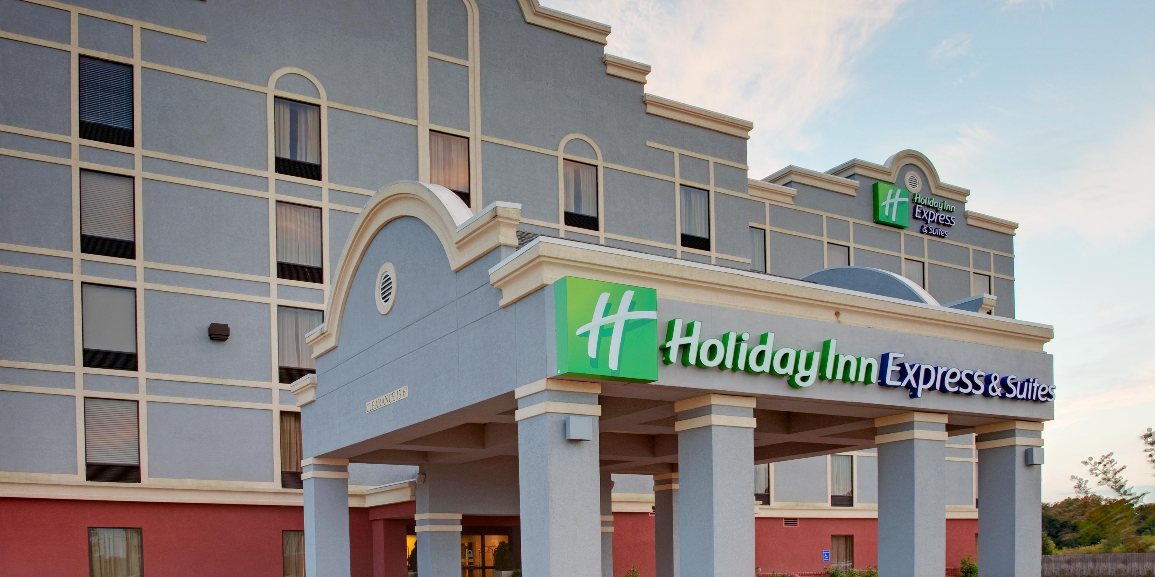 Holiday Inn Express & Suites Greenwood Map & Driving Directions