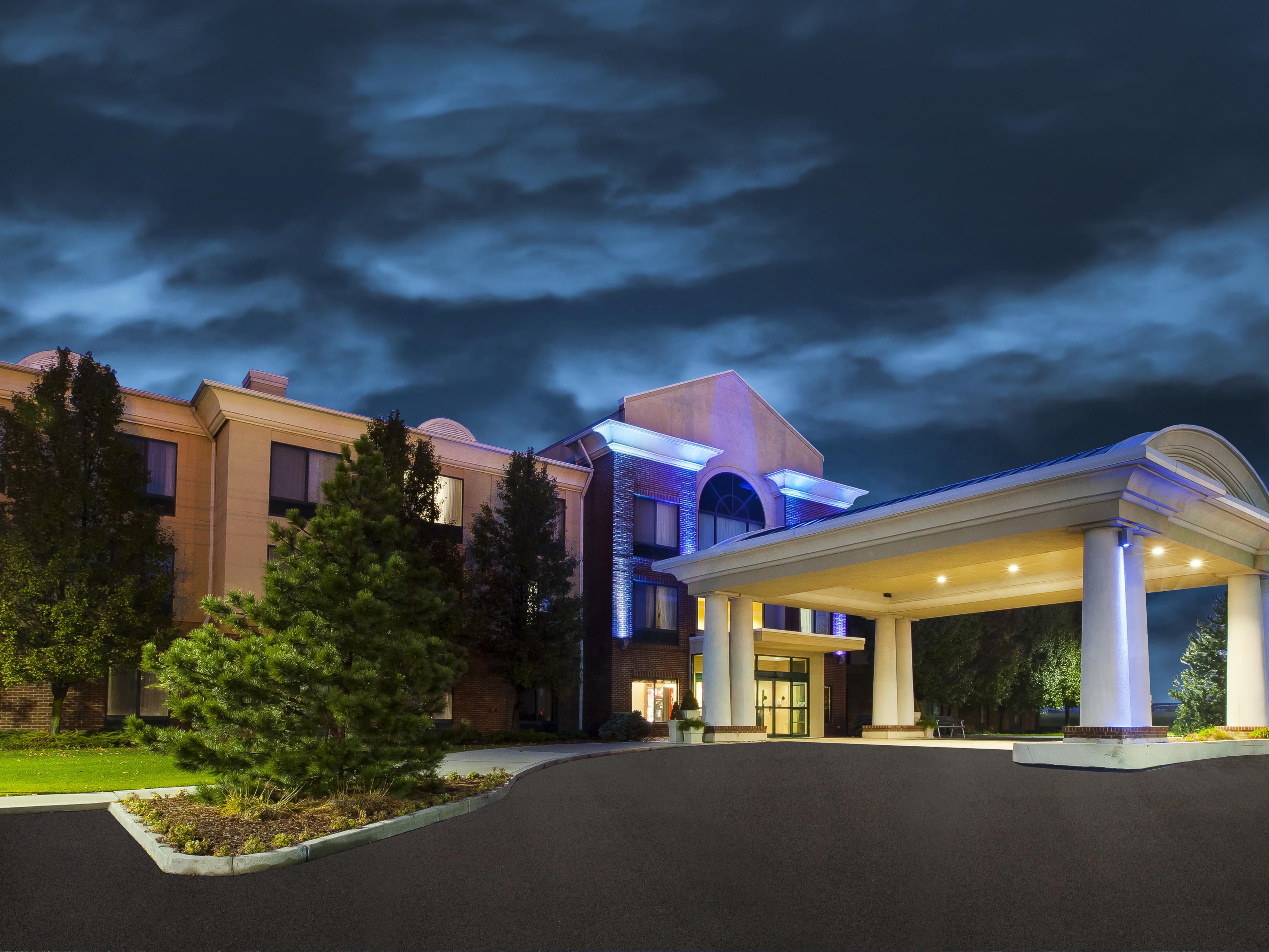 Holiday Inn Express Holiday Inn Express Suites Bryan Montpelier