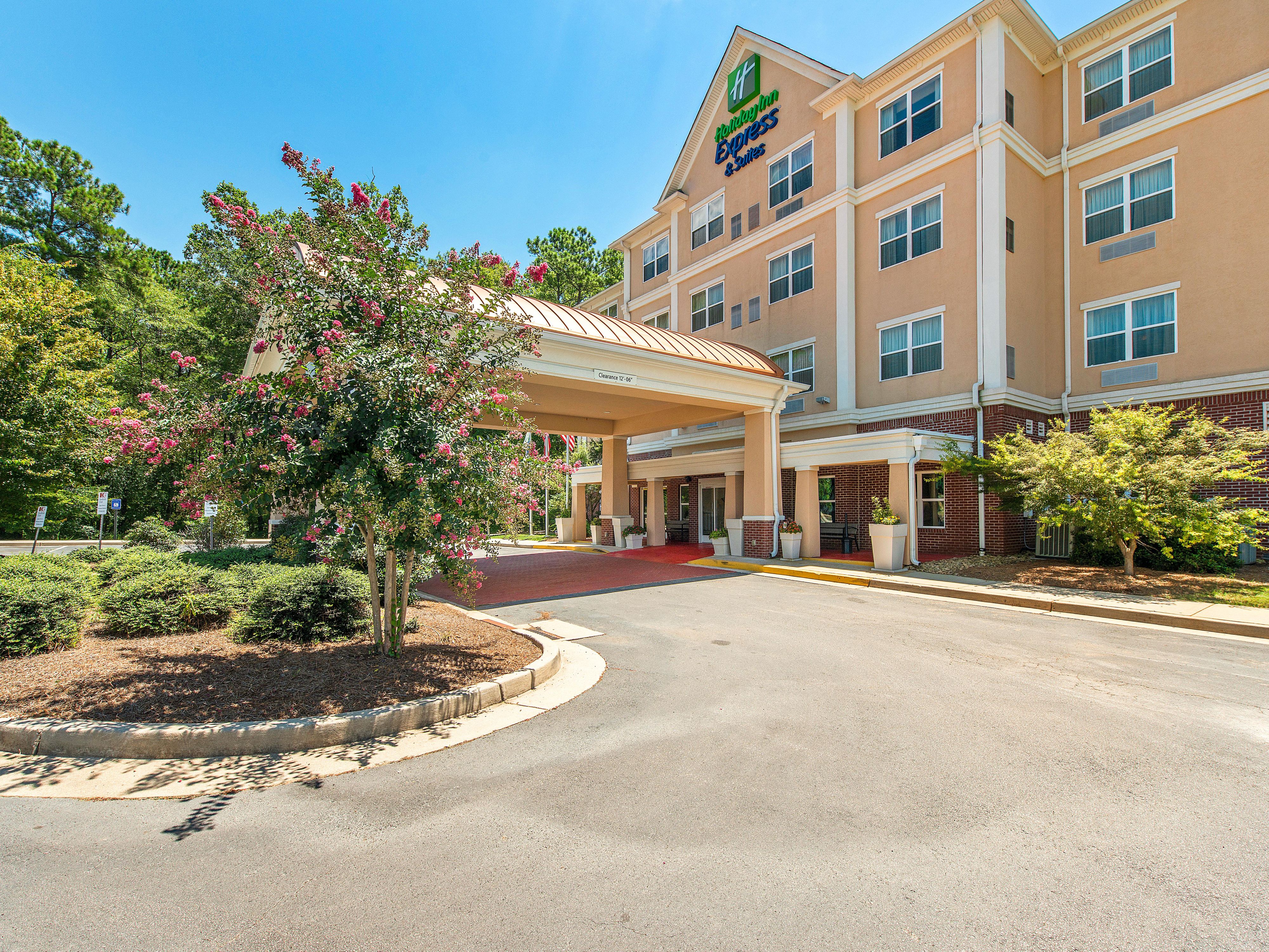 Holiday Inn Express & Suites LaGrange Hotel by IHG