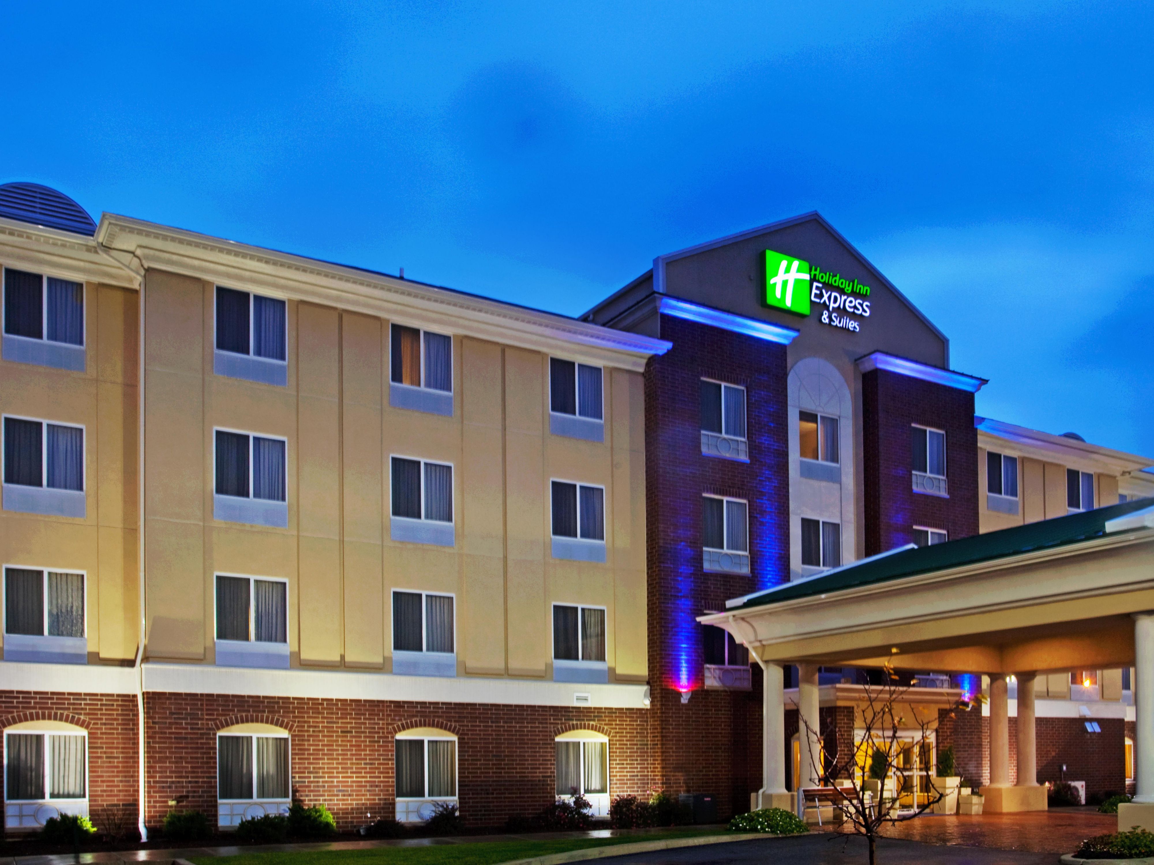 Holiday Inn Express Holiday Inn Express Suites Chicago
