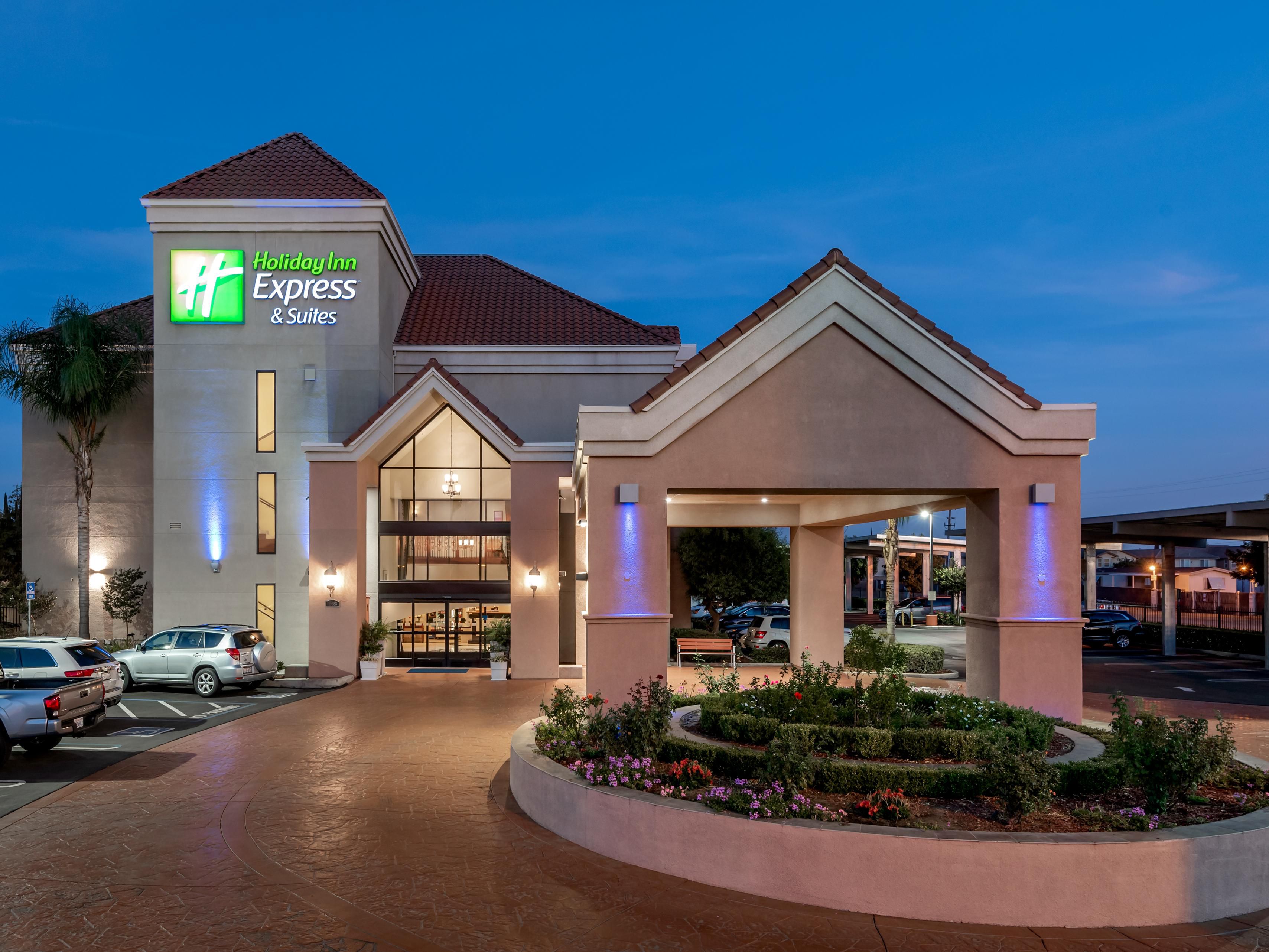 Holiday Inn Express Suites Lathrop Hotel By Ihg