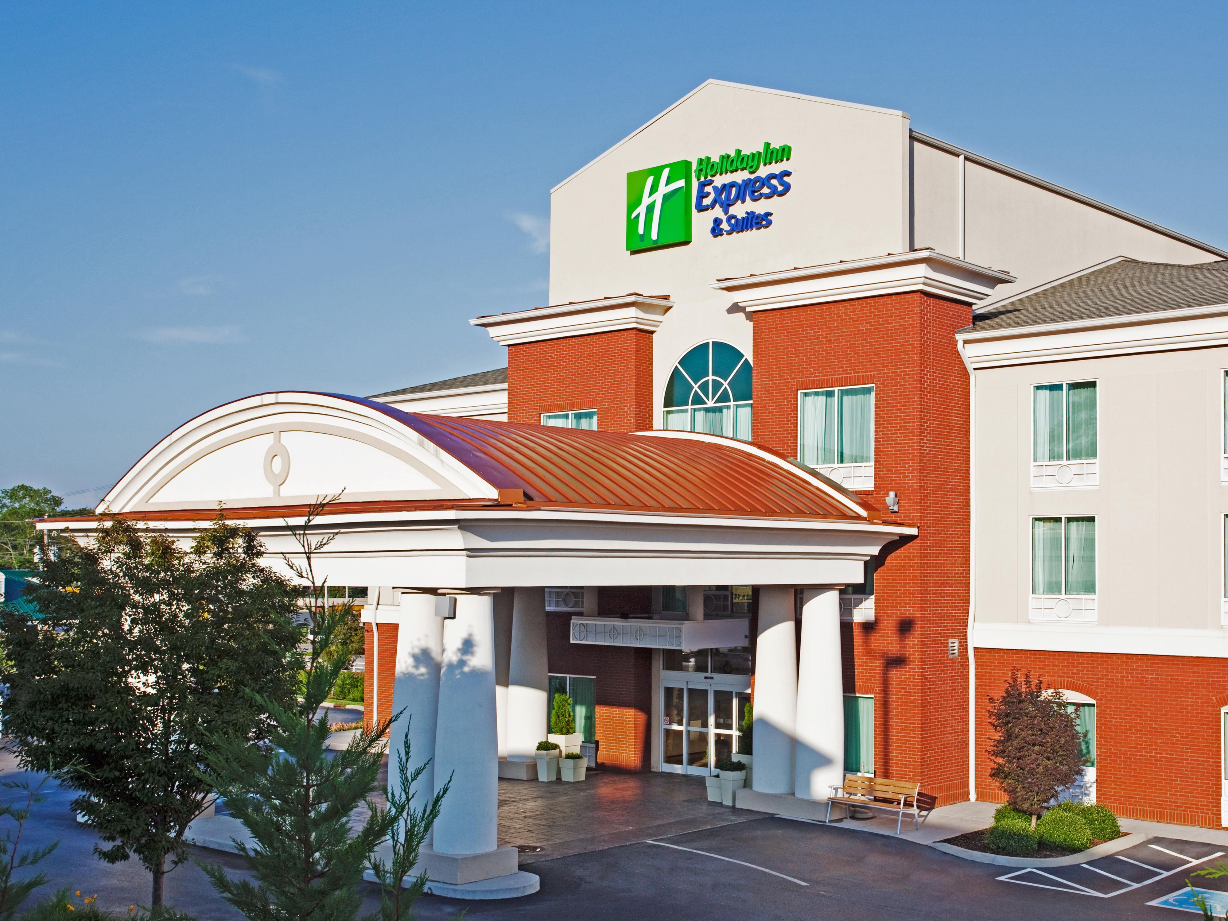 Holiday Inn Express Suites Lenoir City Knoxville Area Hotel By Ihg