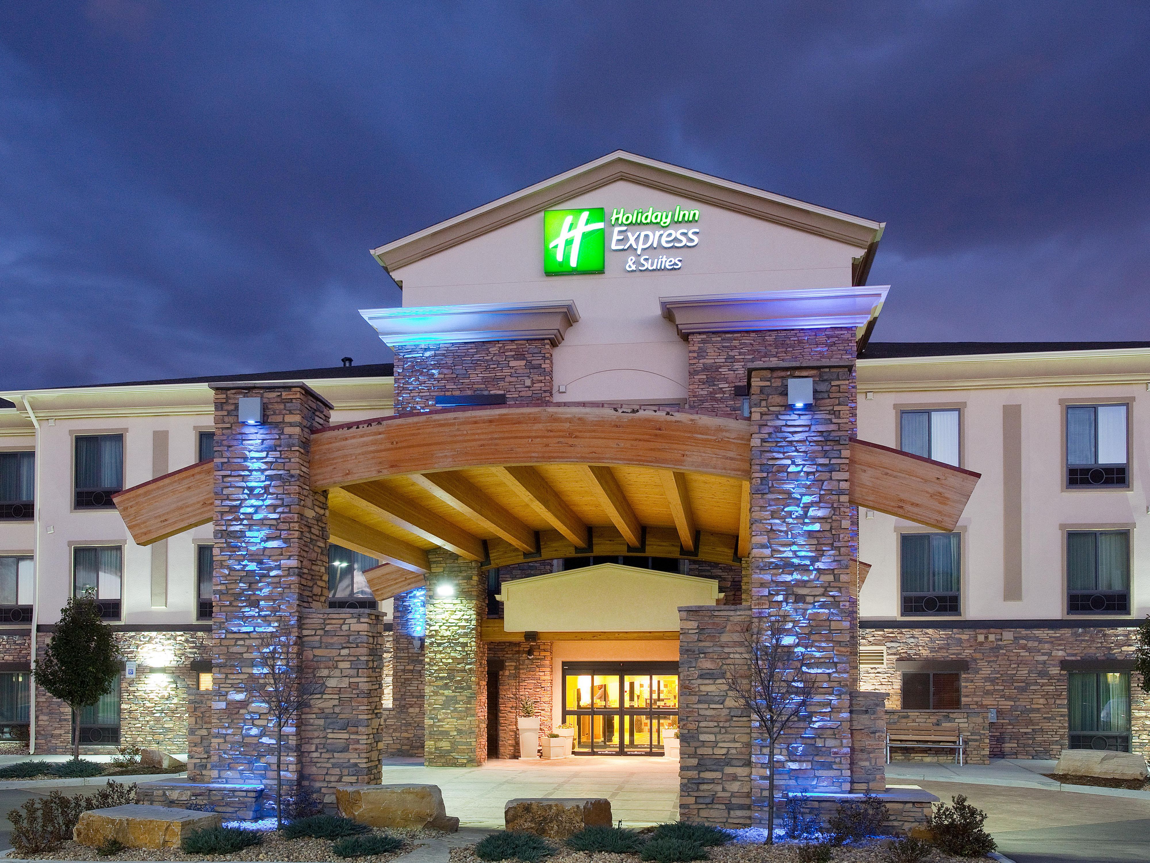 Holiday Inn Express & Suites Loveland Hotel Groups & Meeting Rooms