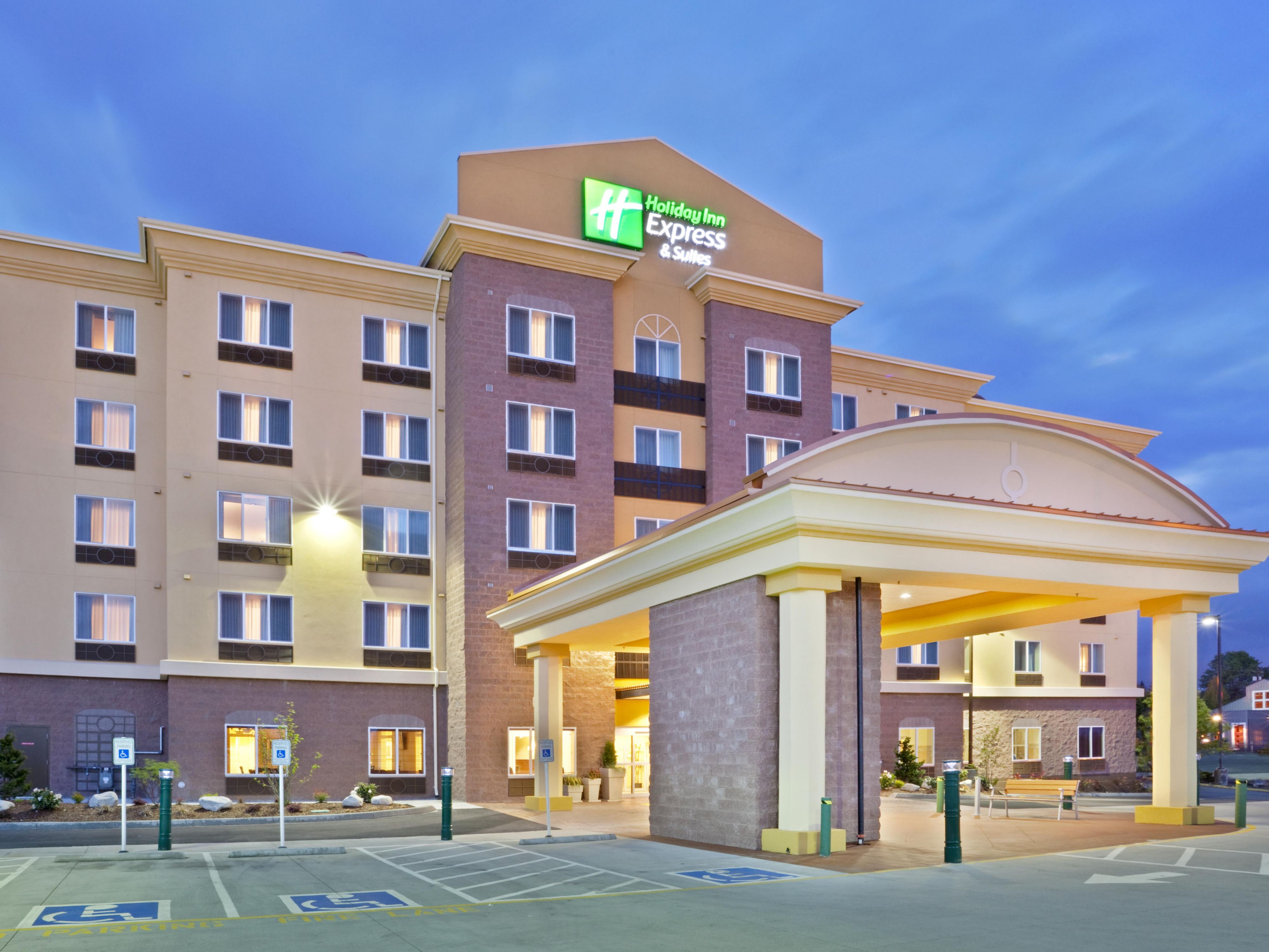 Hotels In Lynnwood Wa In Seattle Area Holiday Inn Express