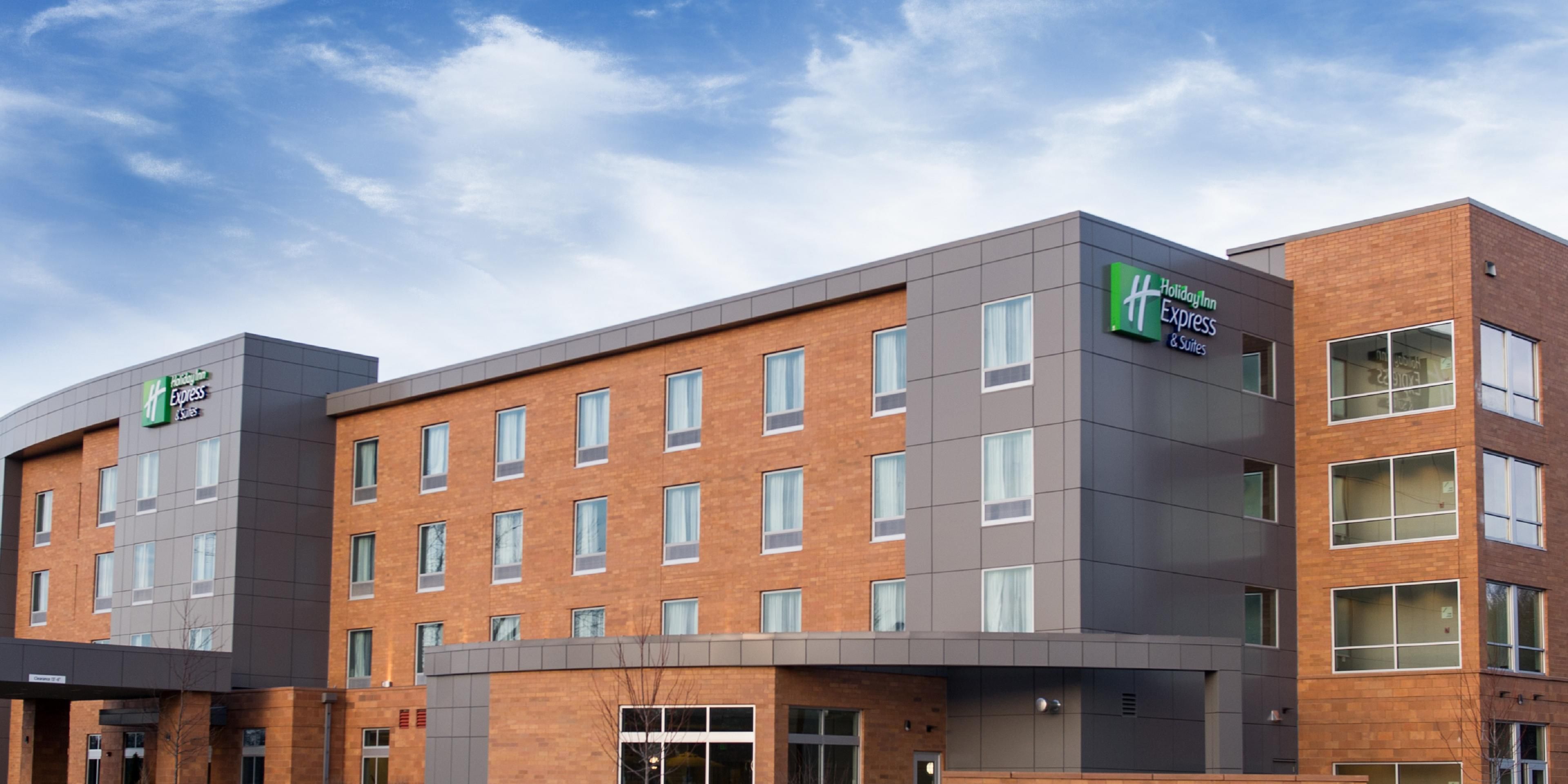 Holiday Inn Express & Suites Madison Central