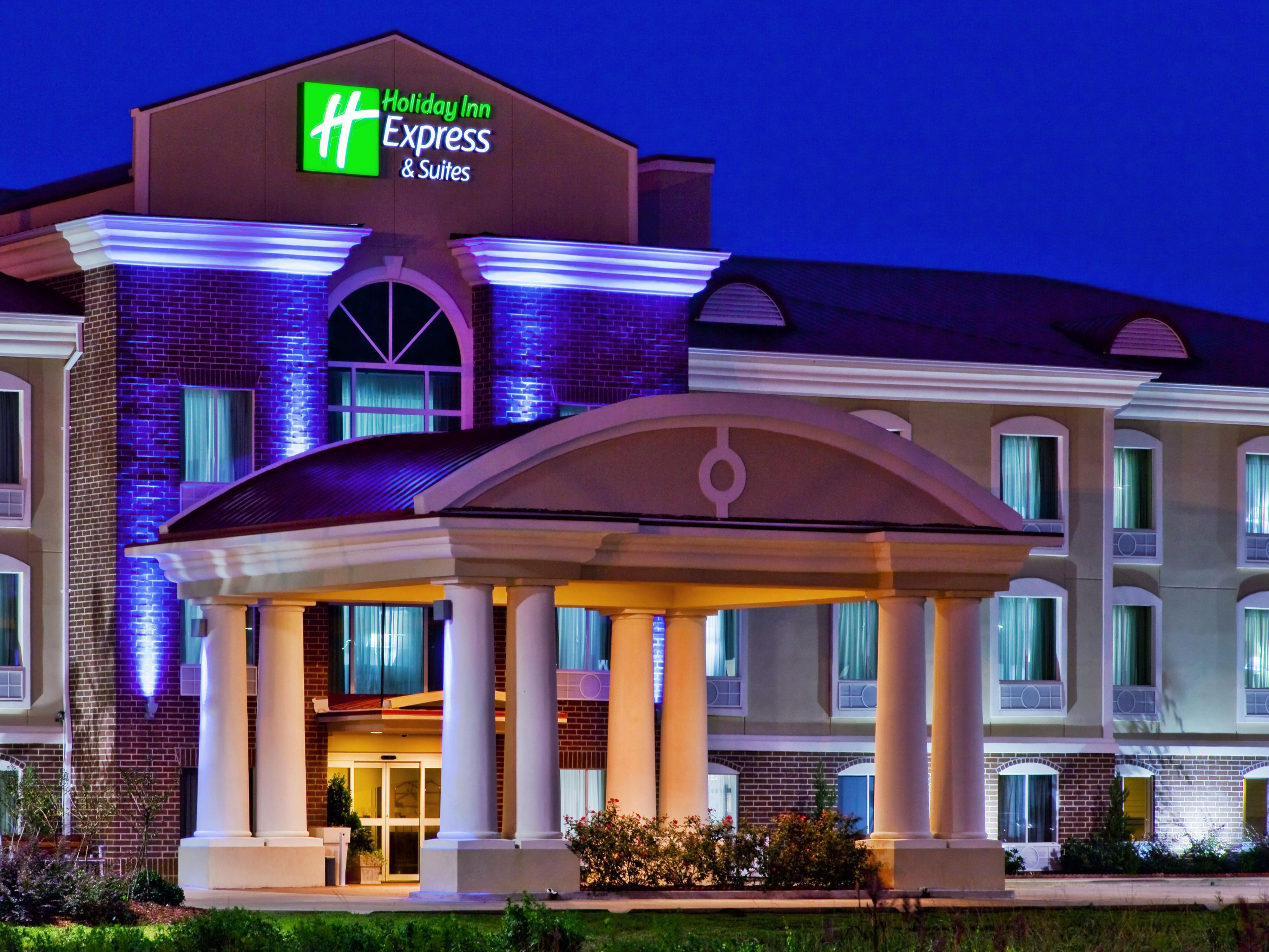 Holiday Inn Express & Suites Magee