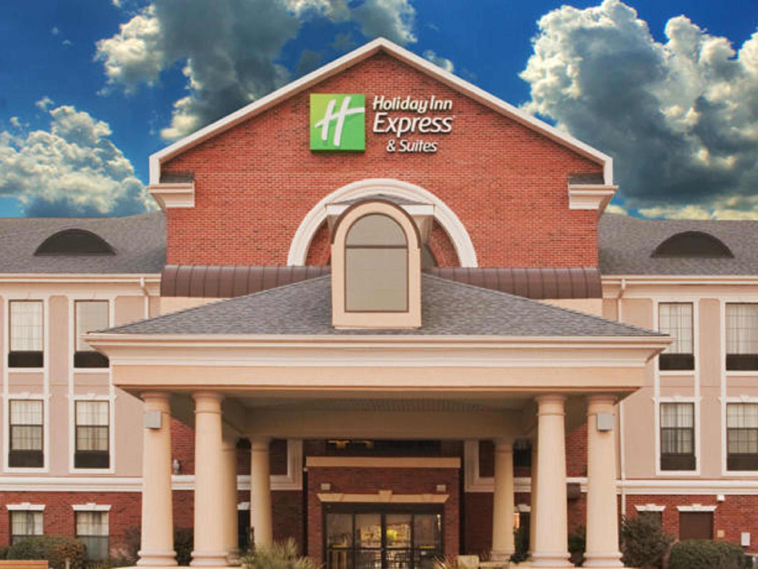 Holiday Inn Express Suites Morehead City Hotel in Morehead City by IHG