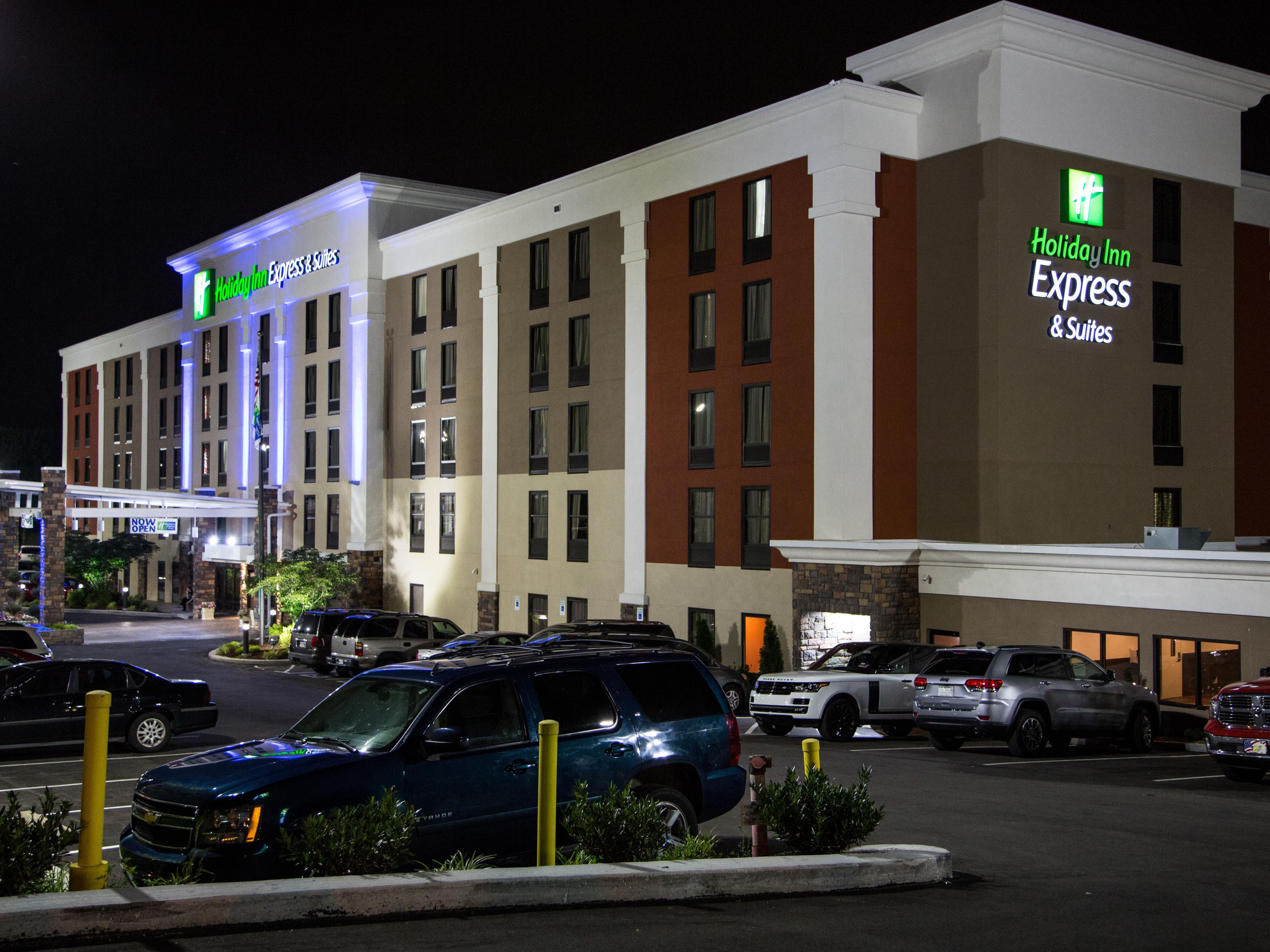 Holiday Inn Express And Suites Nashville 3956709106 4x3