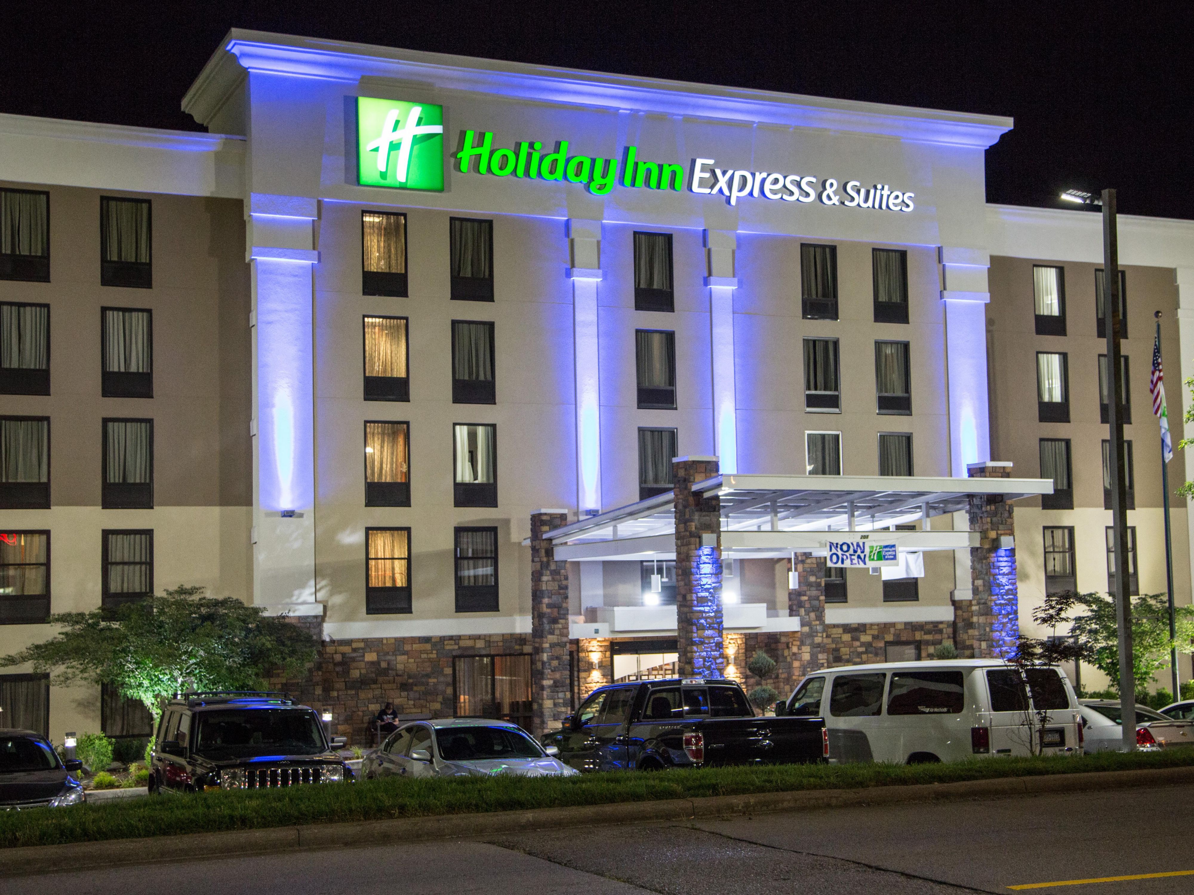 Holiday Inn Express And Suites Nashville Southeast Antioch Hotel In Nashville Tennessee