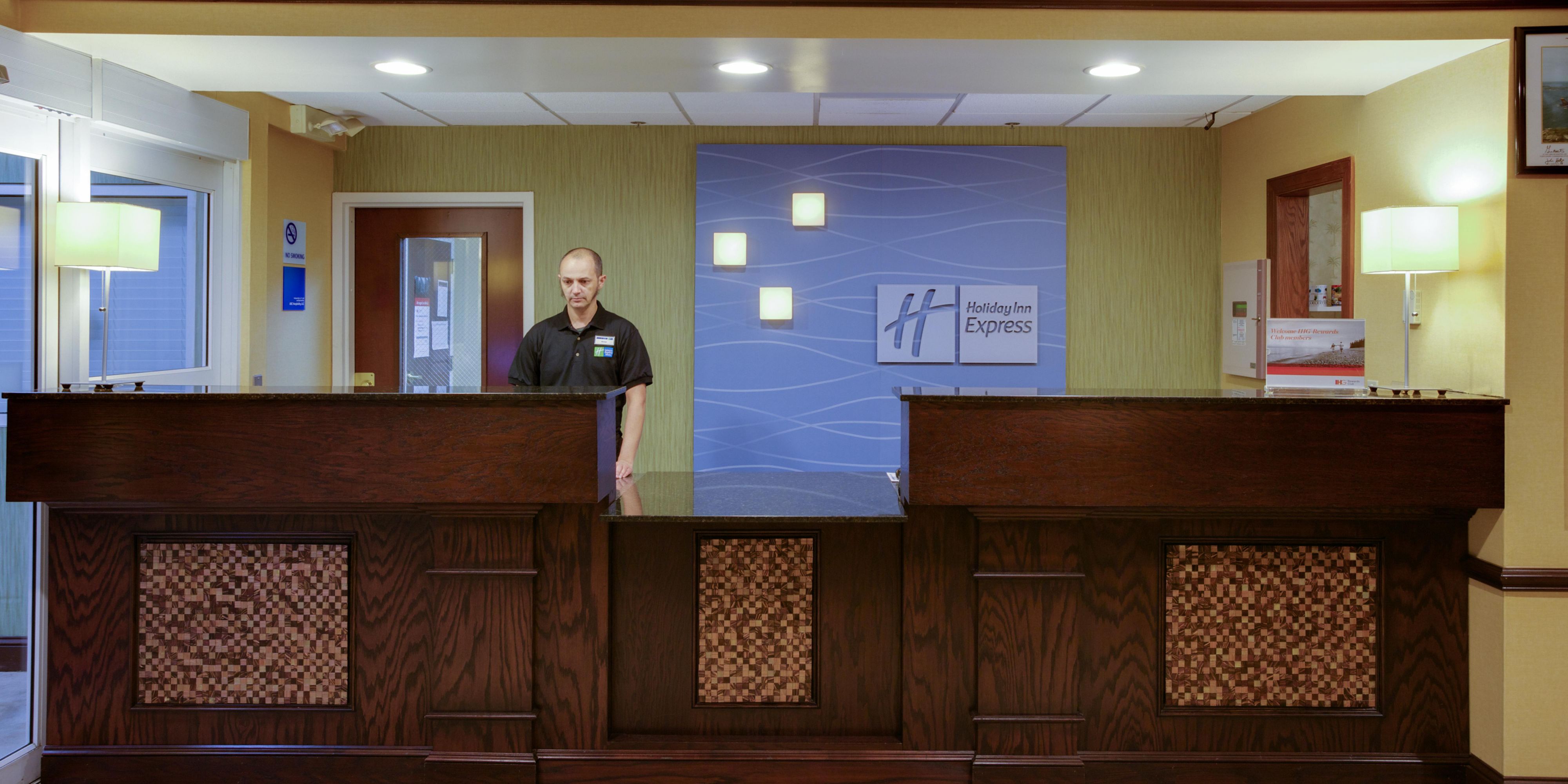 Holiday Inn Express & Suites Charleston-Ashley Phosphate