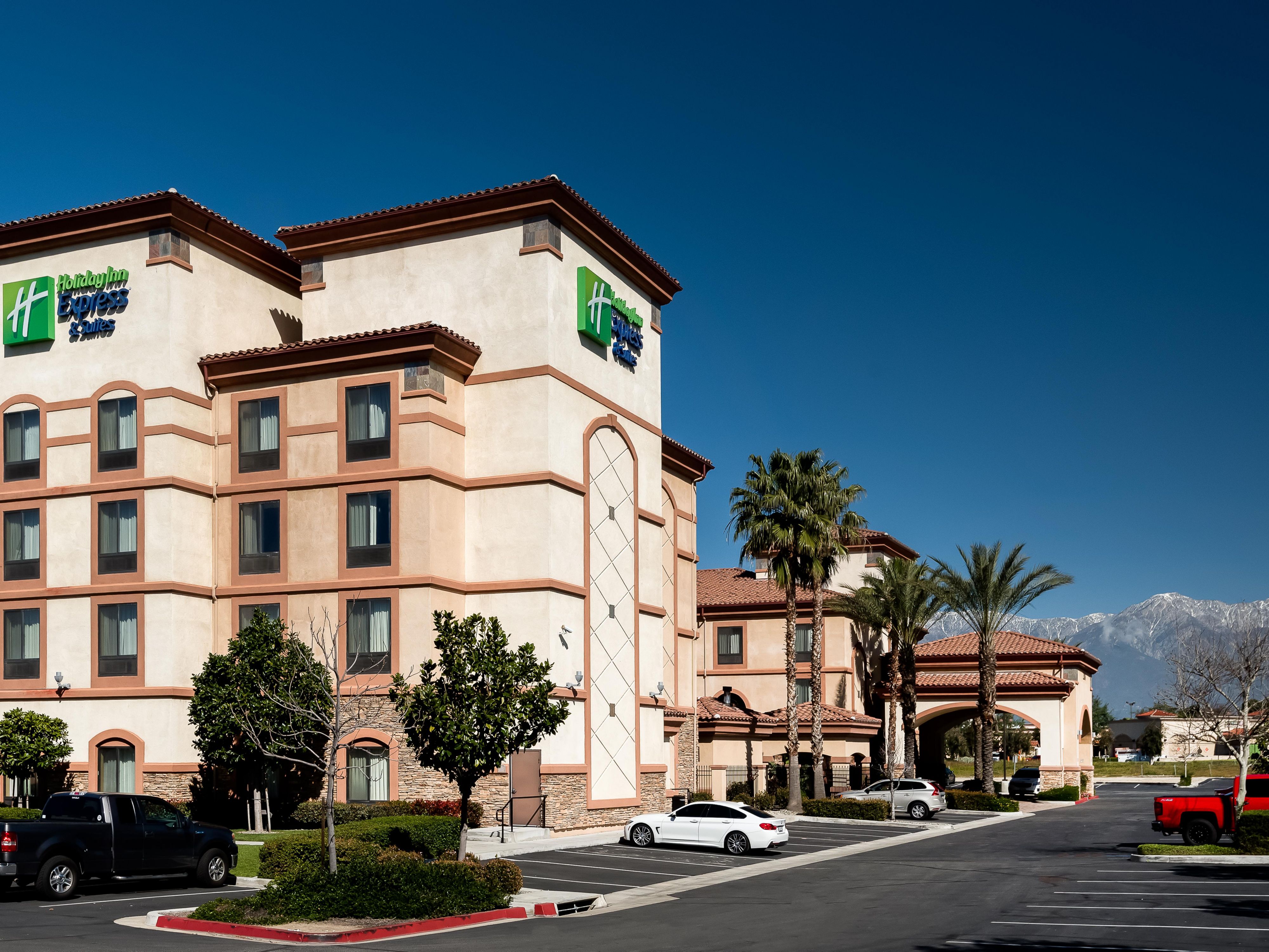 Hotels Near Ontario Airport Ont Ca Holiday Inn Express