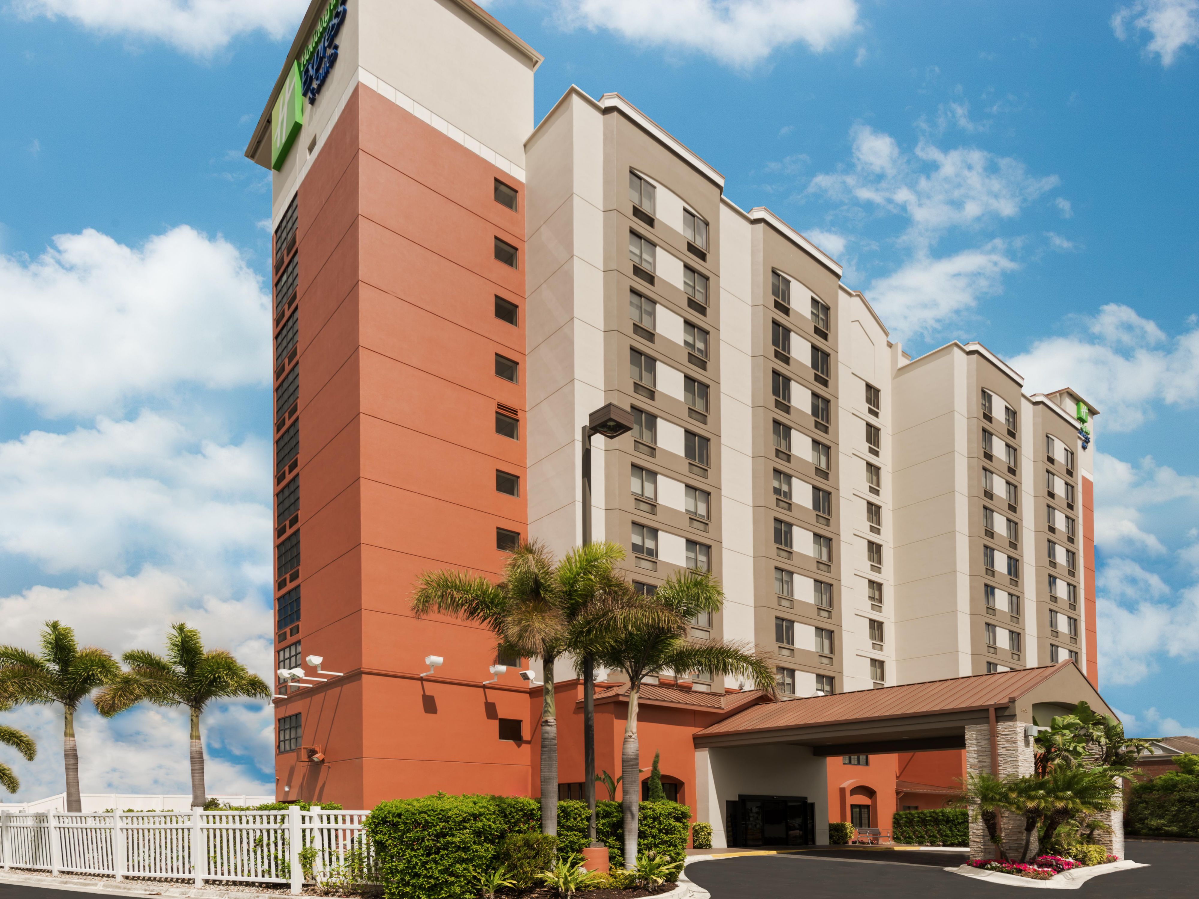 Universal Studios Orlando Hotels Holiday Inn Express Suites