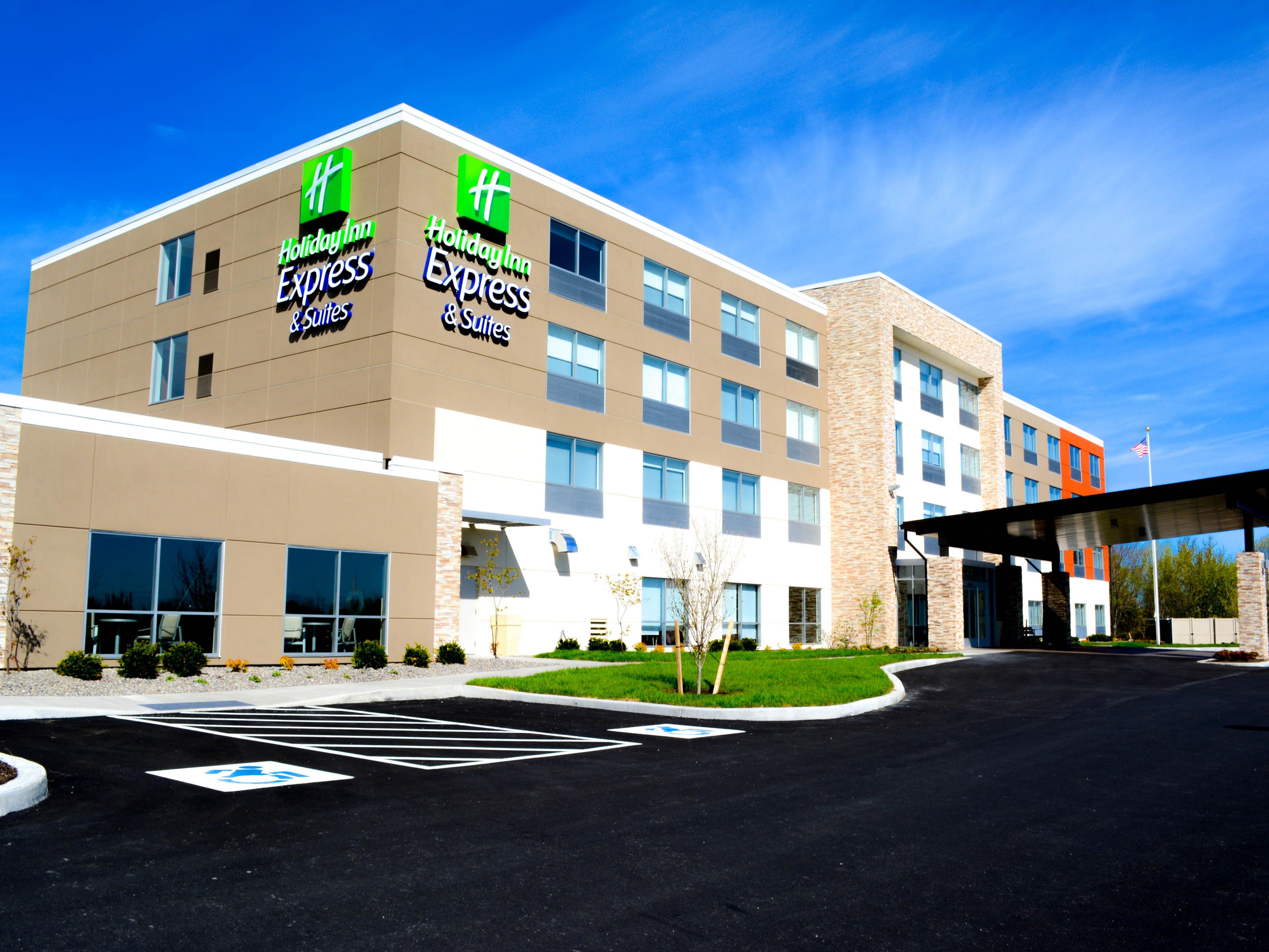 Affordable Hotels in Oswego, NY Holiday Inn Express & Suites Oswego