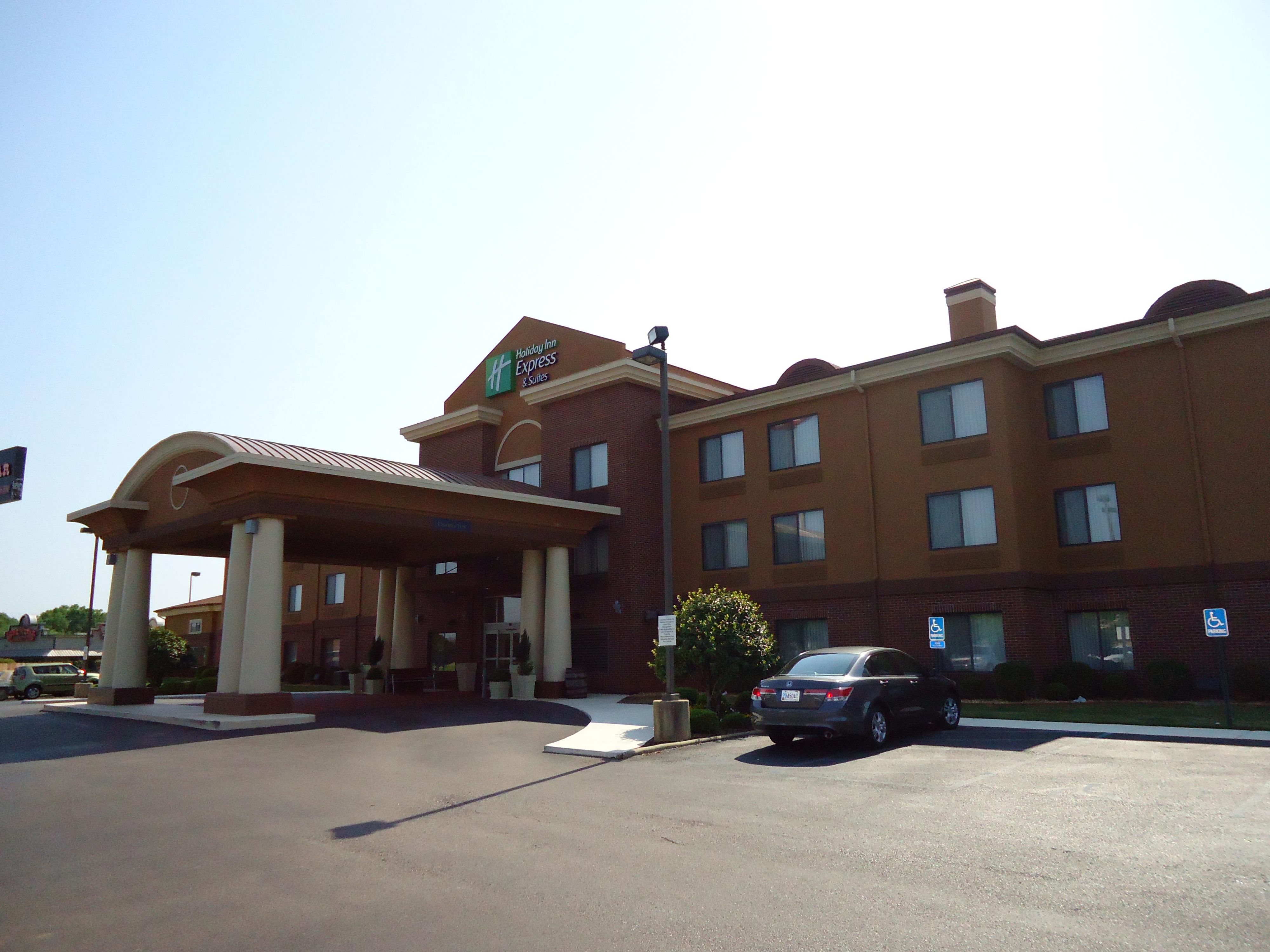 Holiday Inn Express & Suites Anniston/Oxford Hotel by IHG