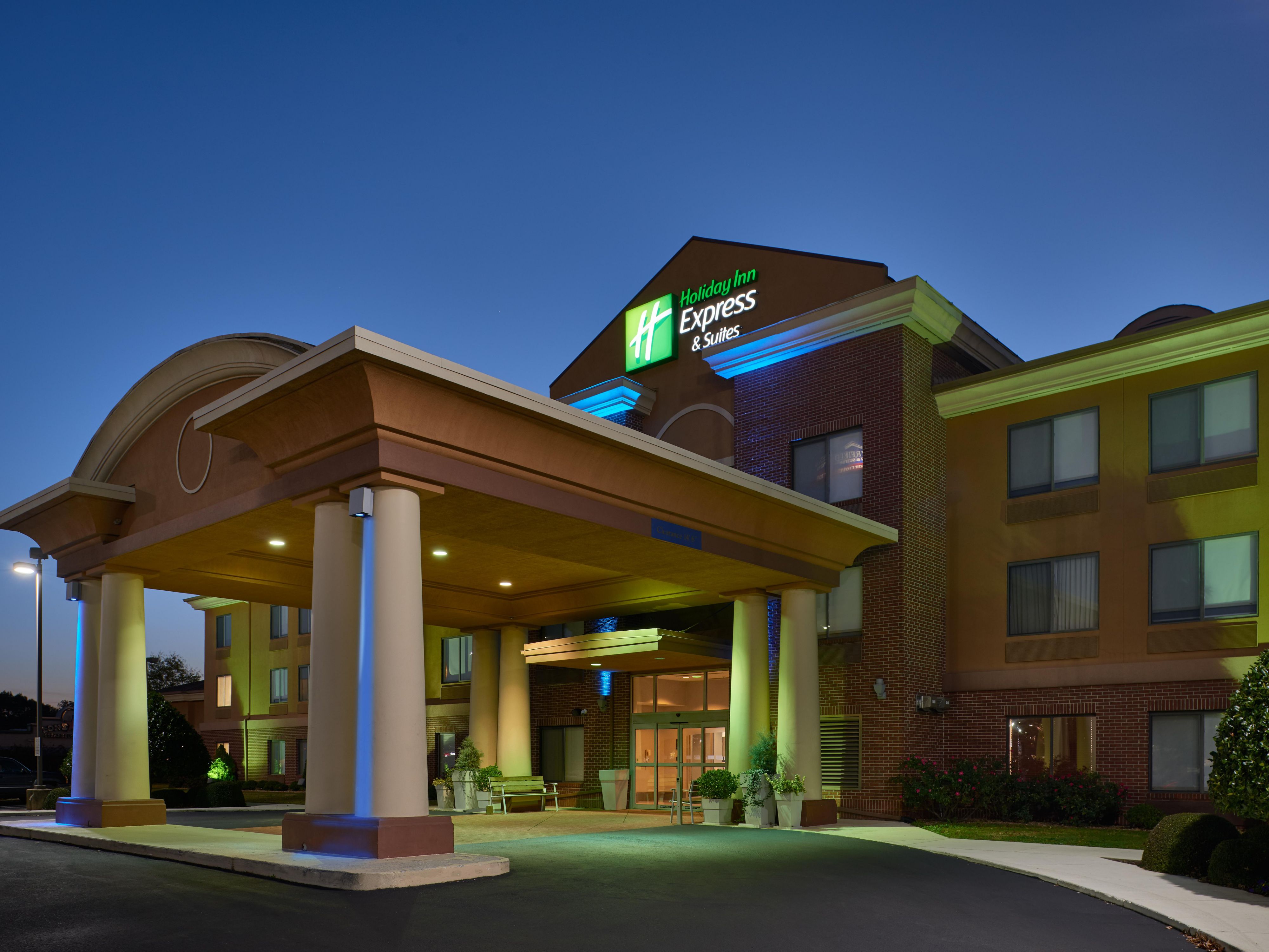 Holiday Inn Express Suites Anniston Oxford Hotel By Ihg
