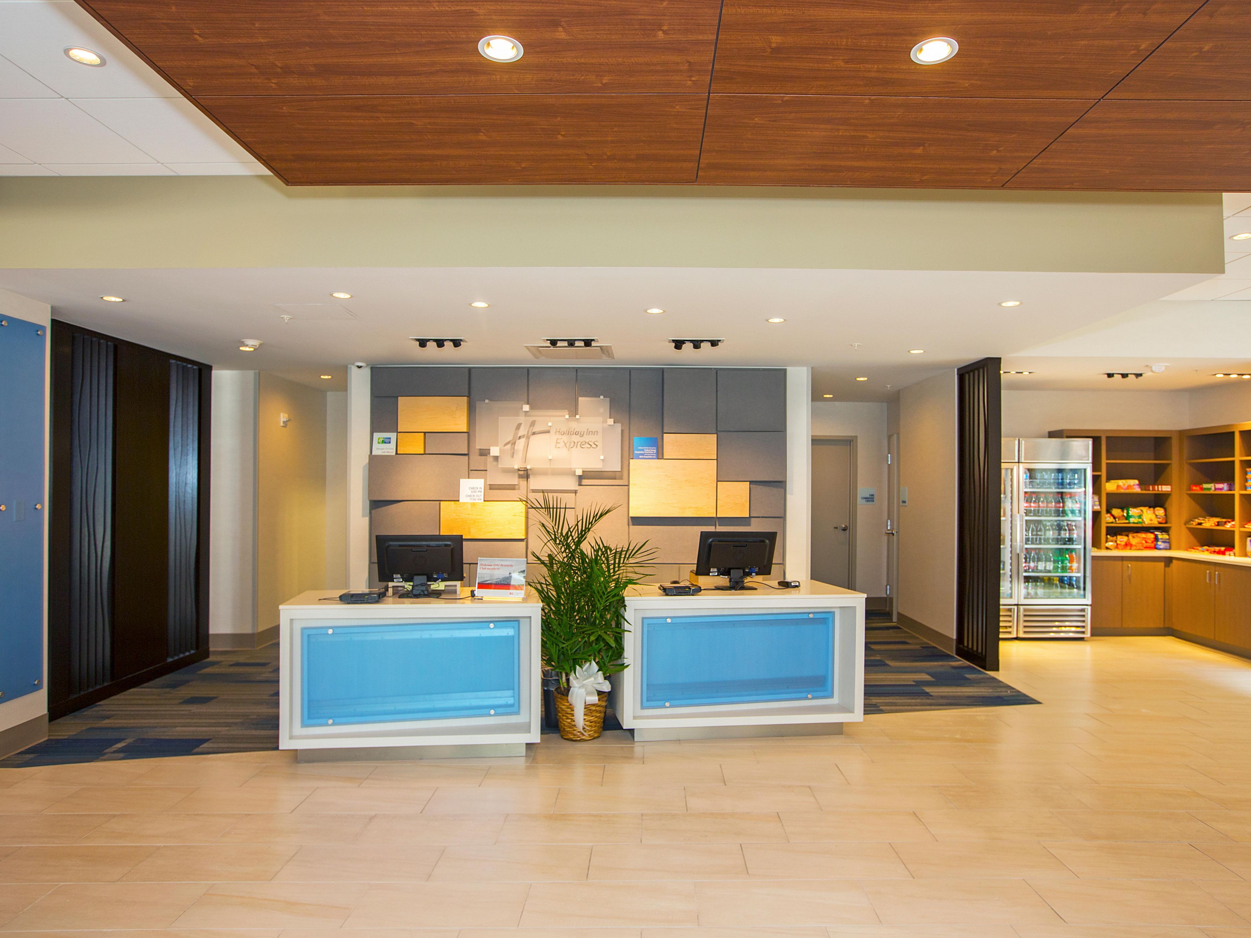Holiday Inn Express & Suites Pittsburgh North Shore Hotel in Pittsburgh