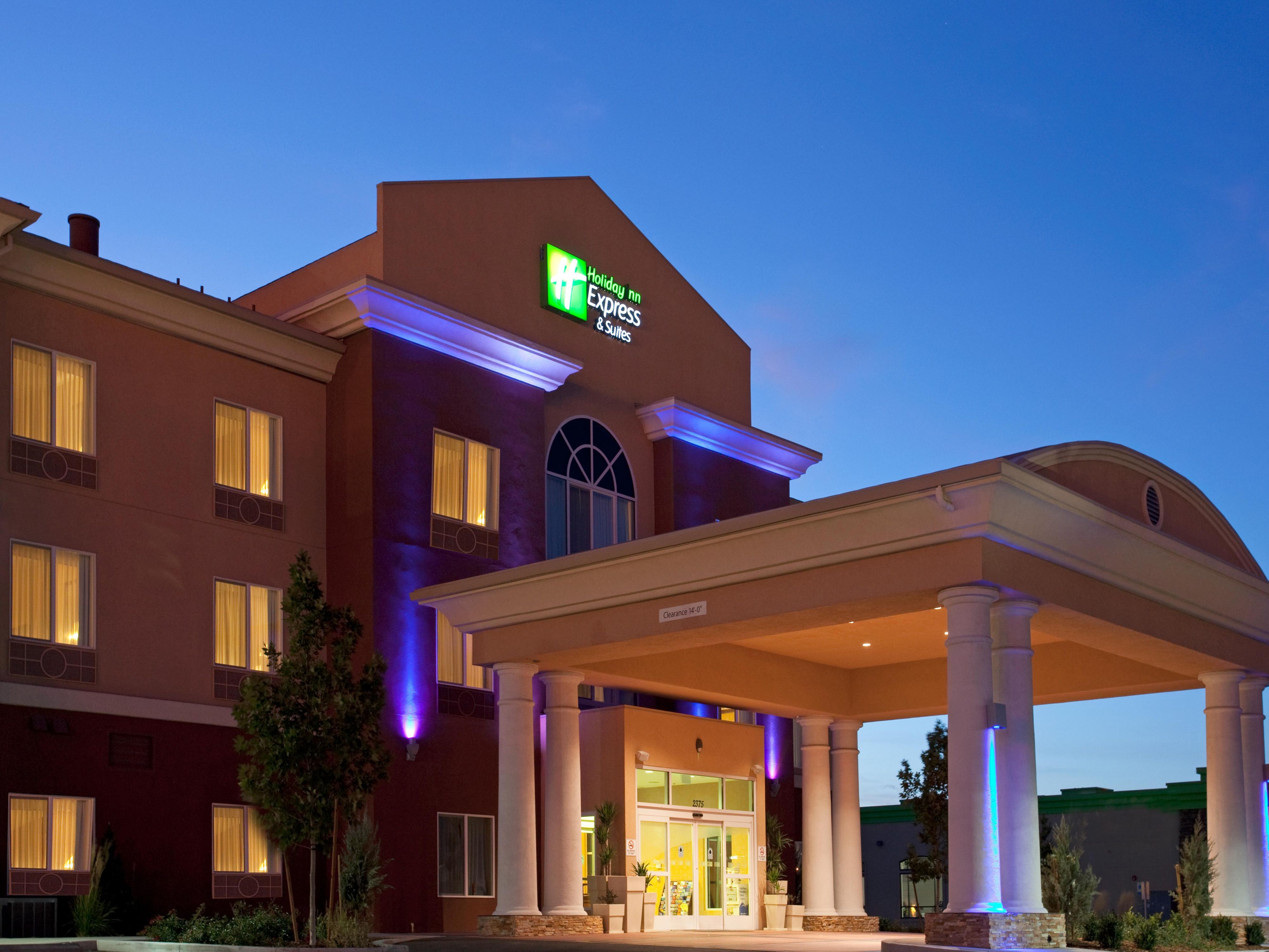 Holiday Inn Express & Suites Reno Airport IHG Hotel