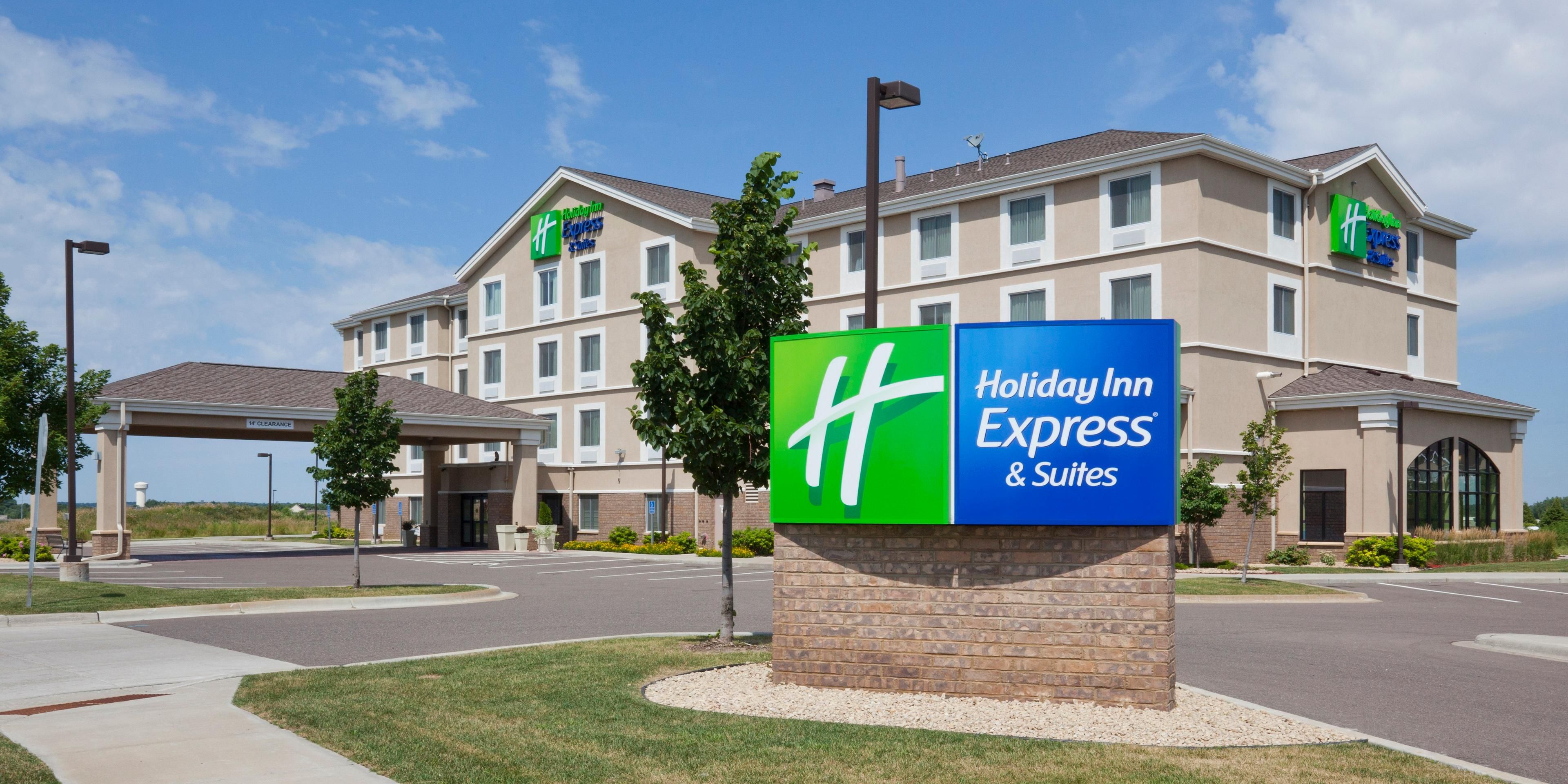 Holiday Inn Express & Suites Rogers