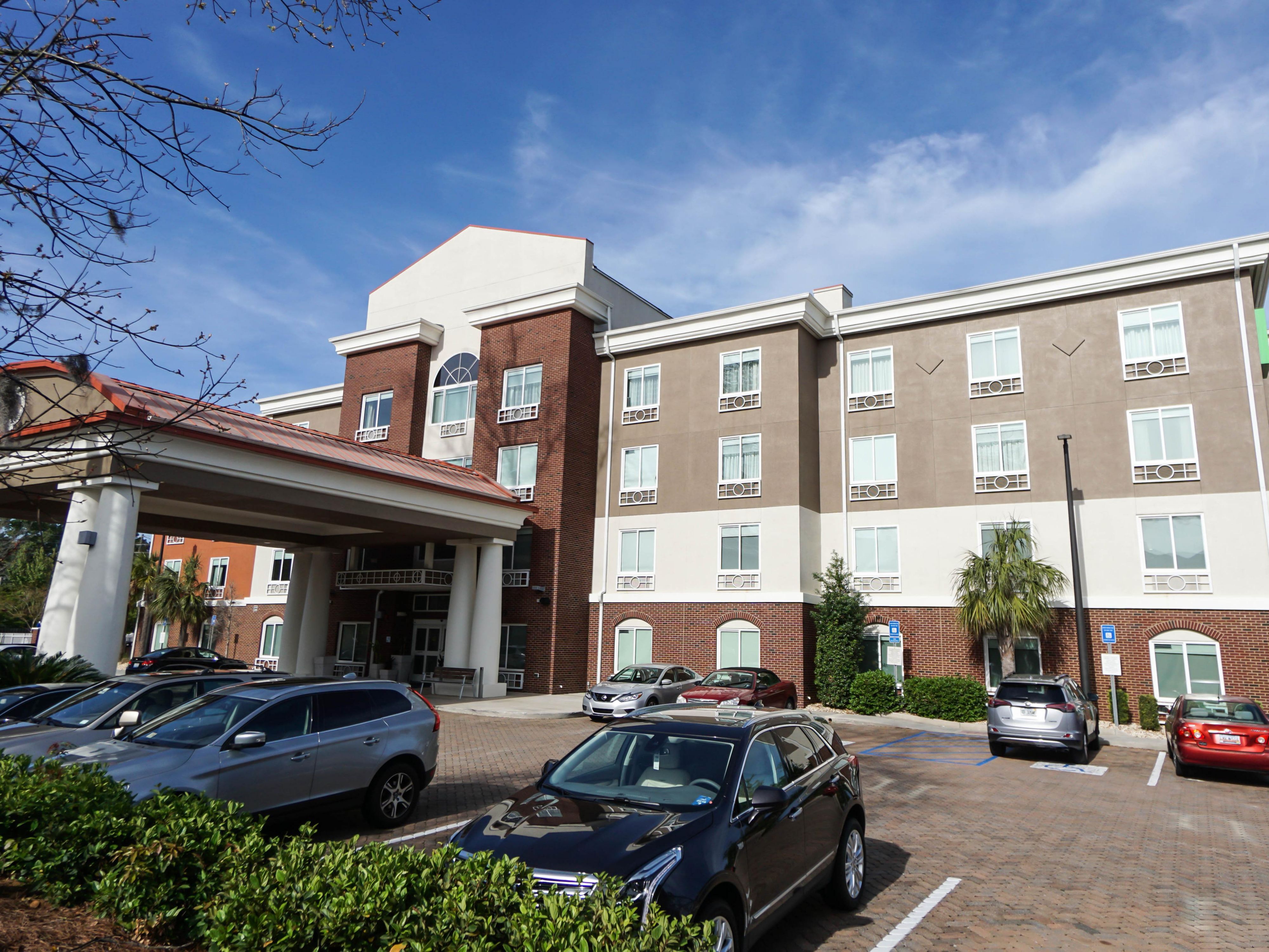 Holiday Inn Express Suites Savannah Midtown Map Driving