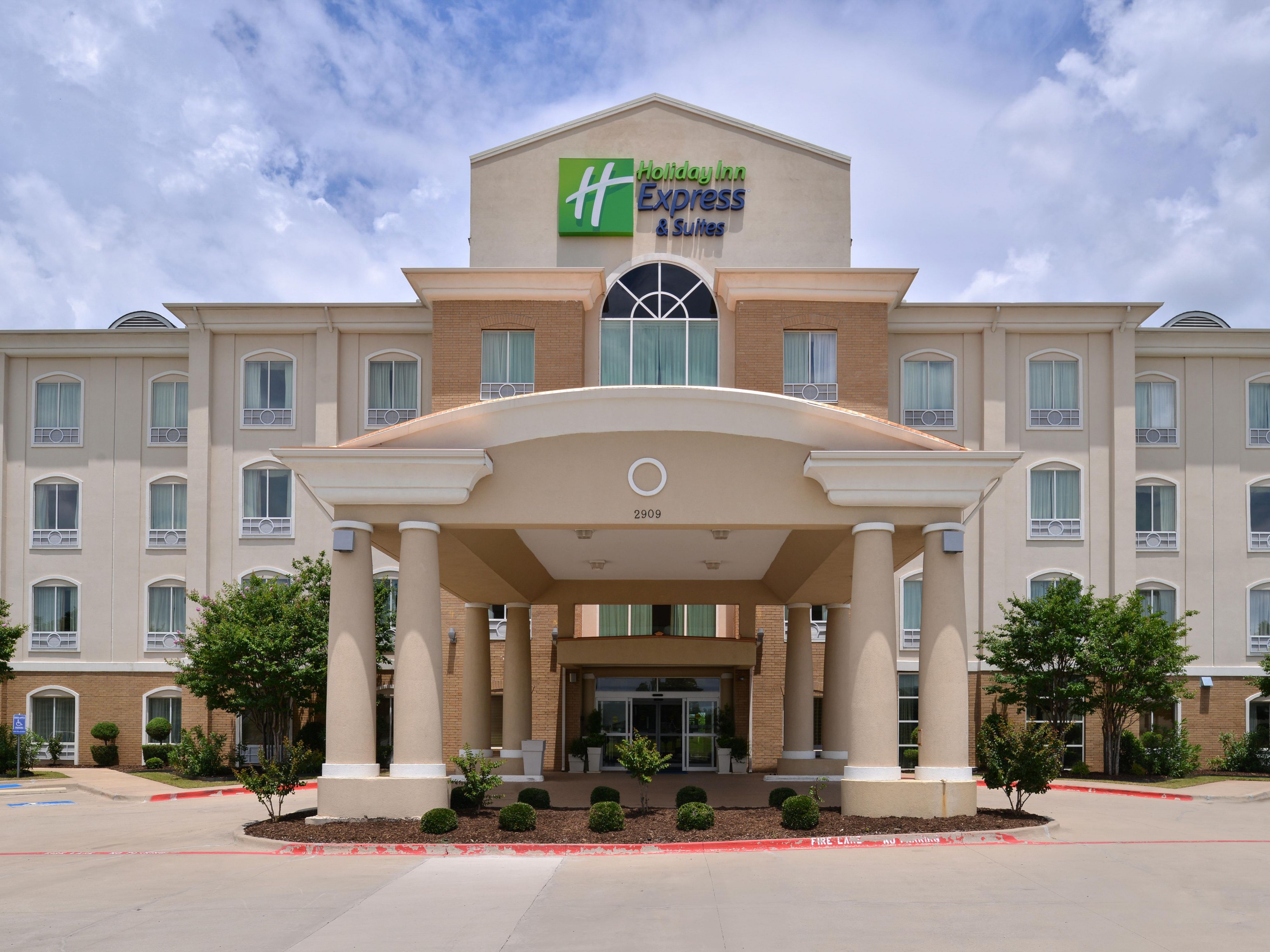 Hotels Close To Texas Motorplex - 43hajlc