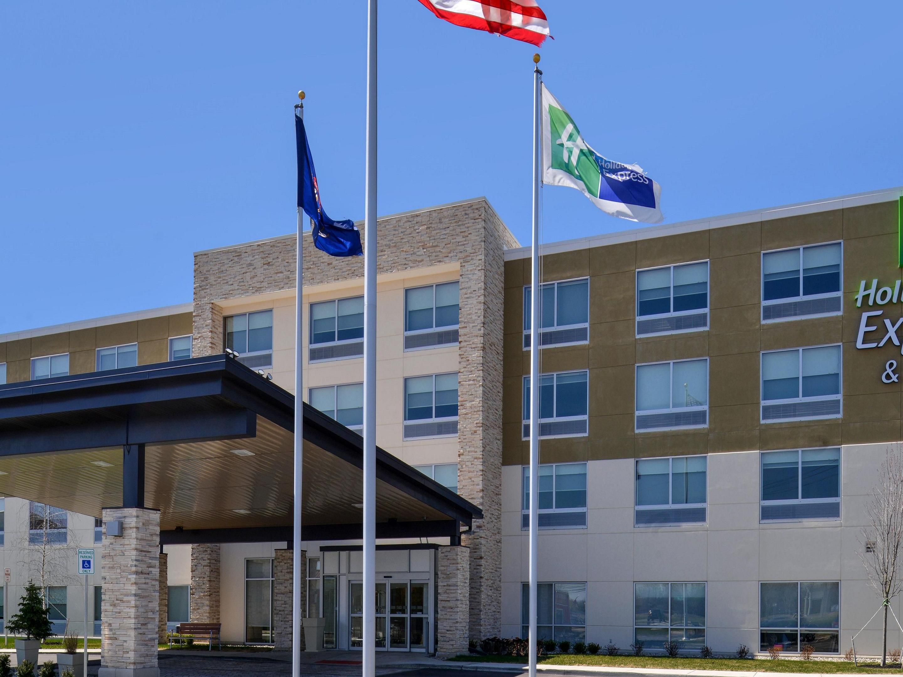 Hotels Near Detroit Airport Holiday Inn Express Suites