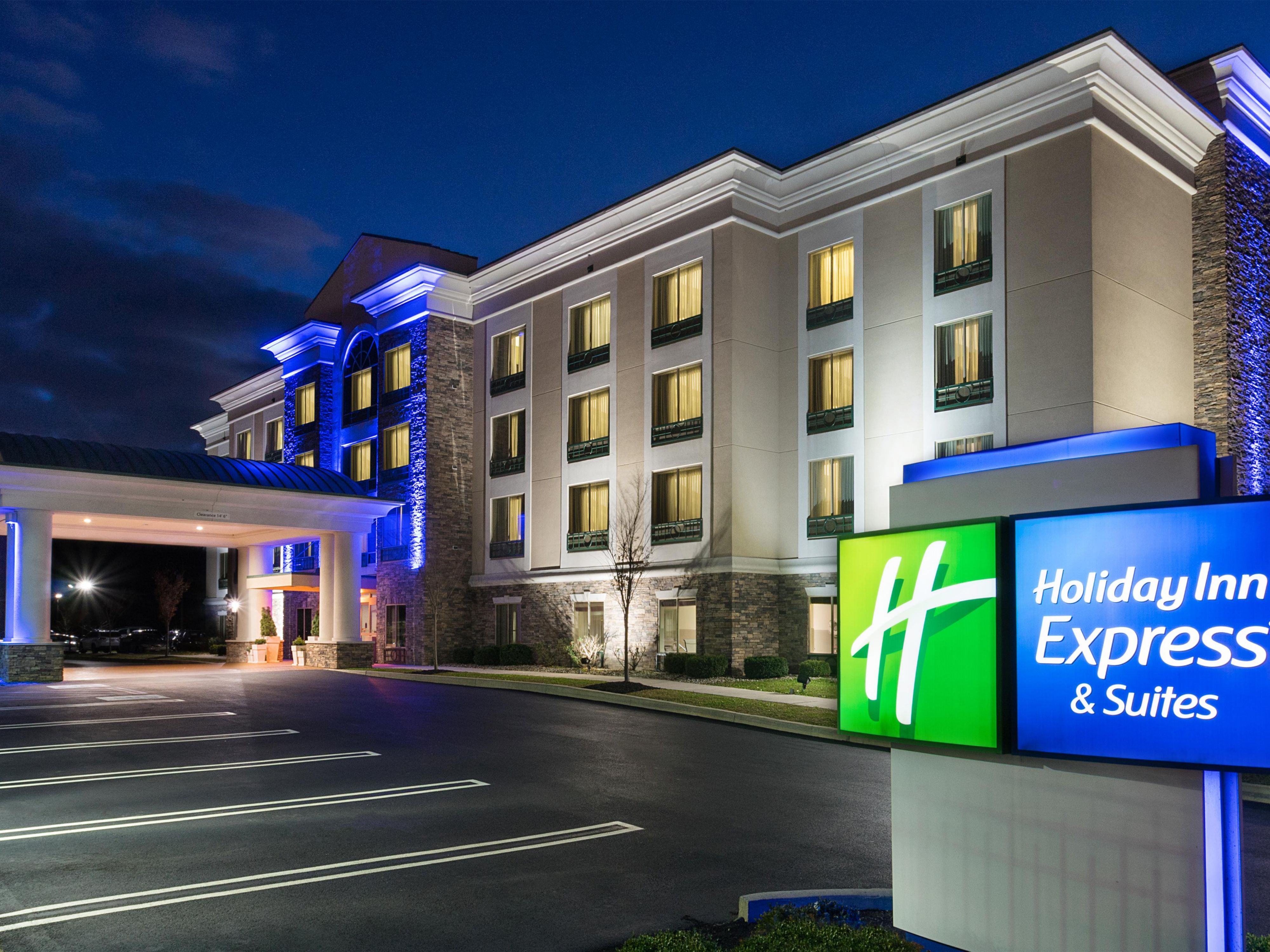 Stroudsburg Pa Hotels Near Camelback Holiday Inn Express