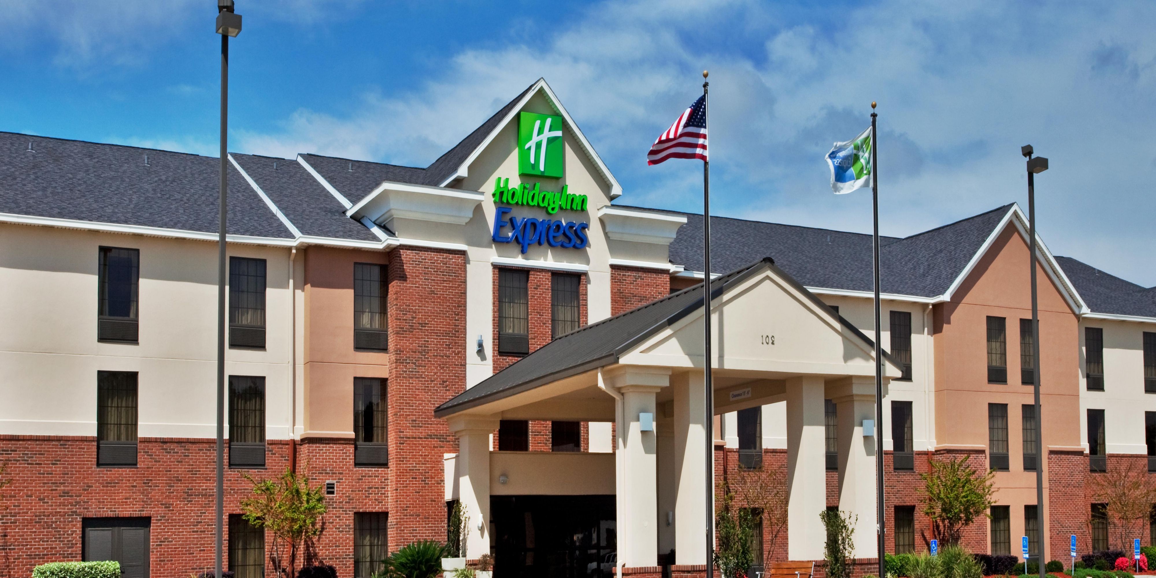 Holiday Inn Express & Suites Sulphur (Lake Charles)