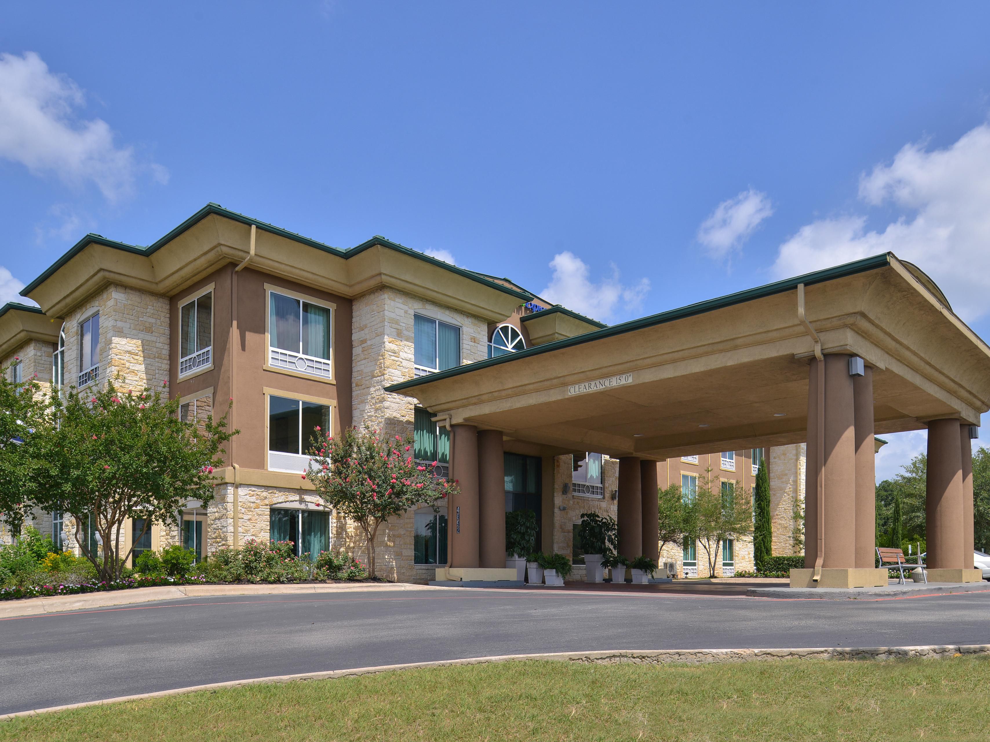 Holiday Inn Express & Suites Austin SW Sunset Valley Hotel by IHG