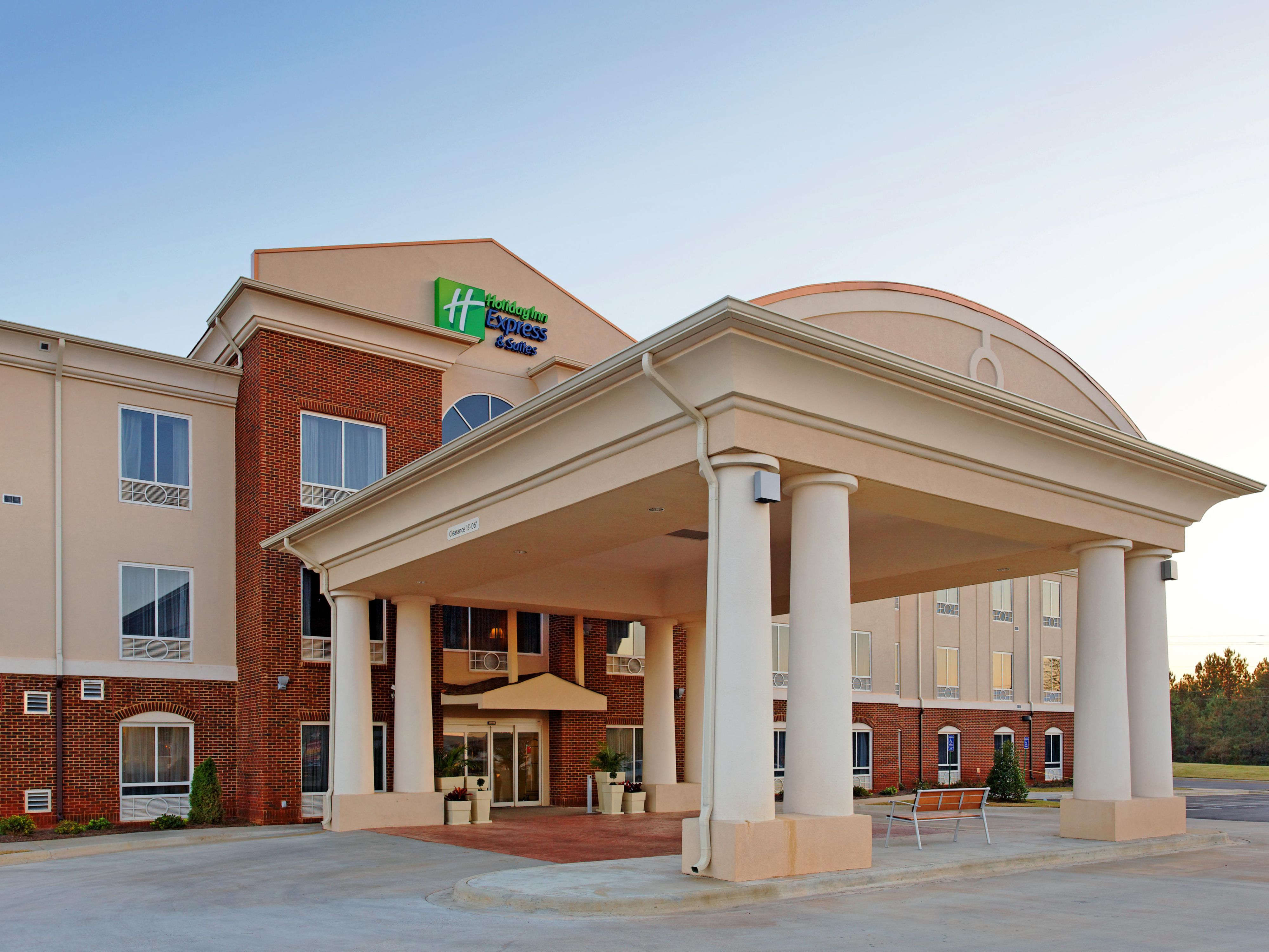 Talladega Hotel Near Talladega Speedway Holiday Inn Express