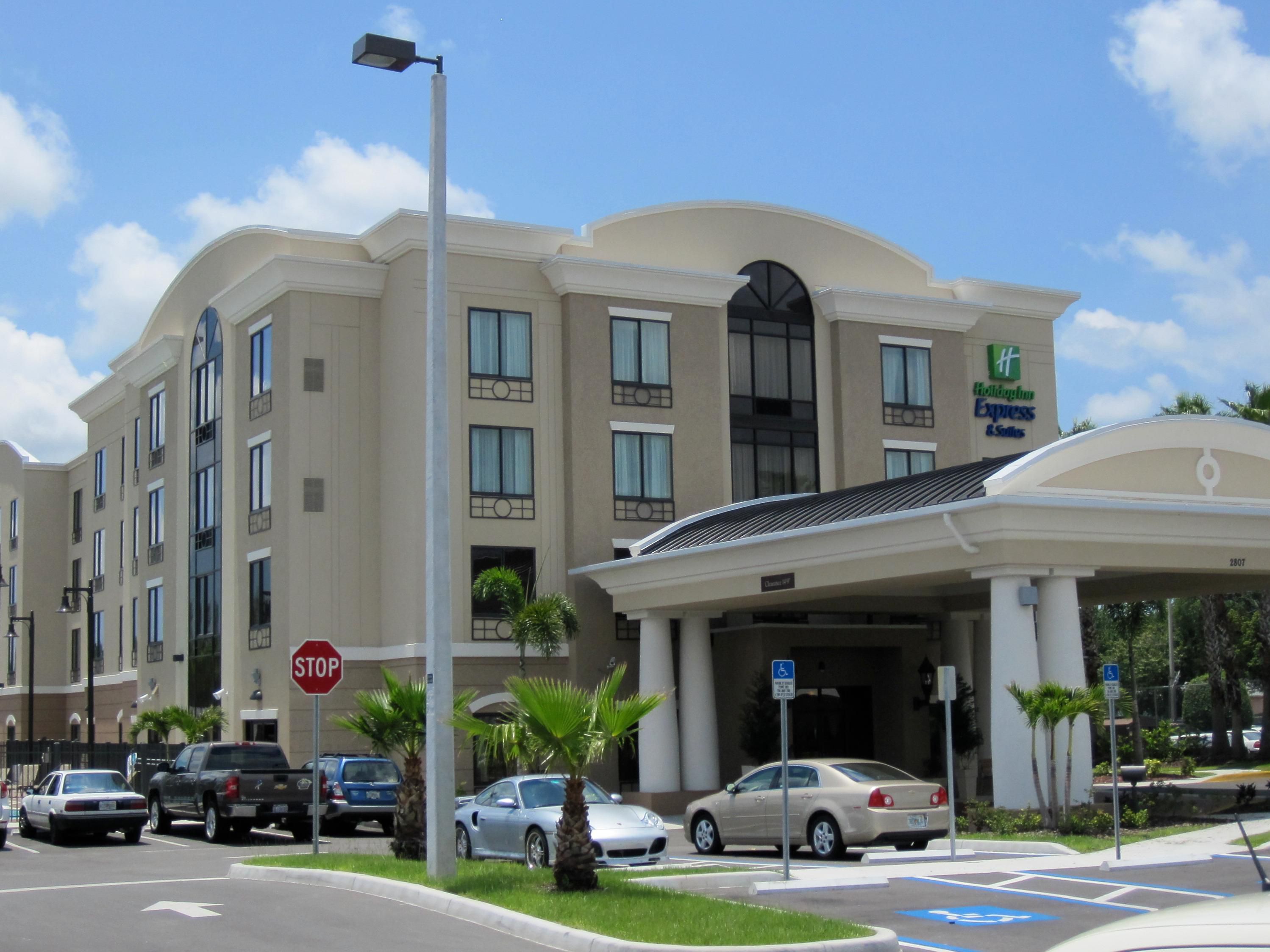 Hotels Near Busch Gardens Holiday Inn Express Suites Tampa